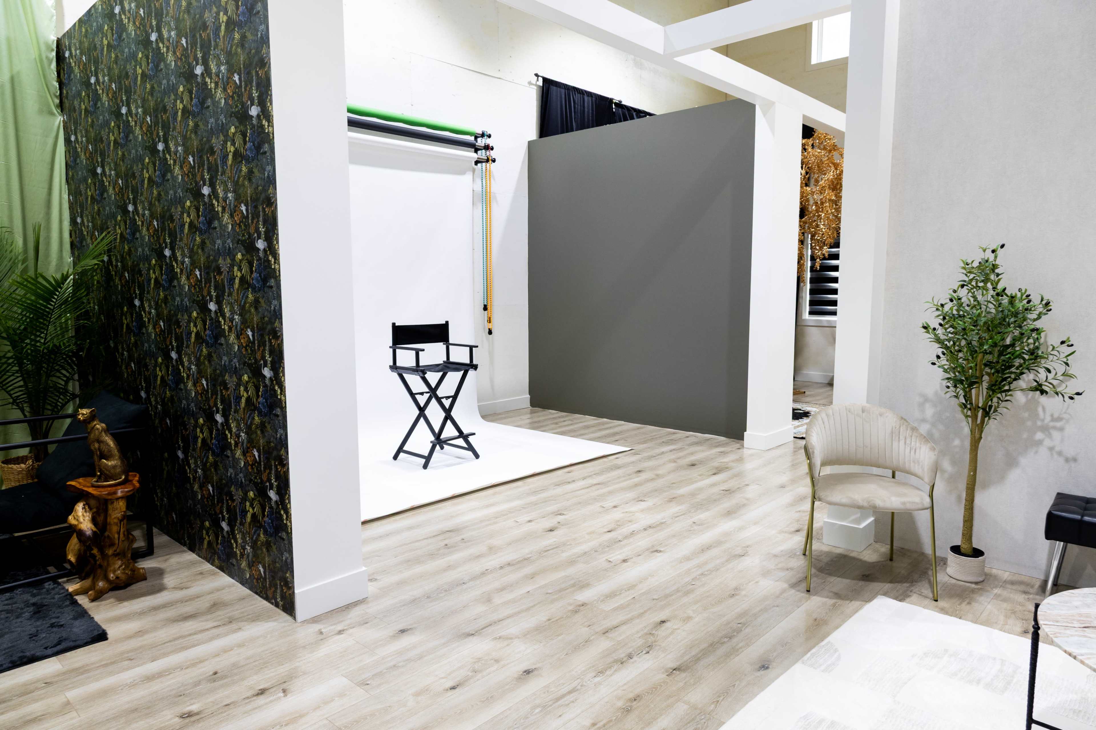 Spacious Multi-Use Creative Studio Image in Surrey, SURREY, BC