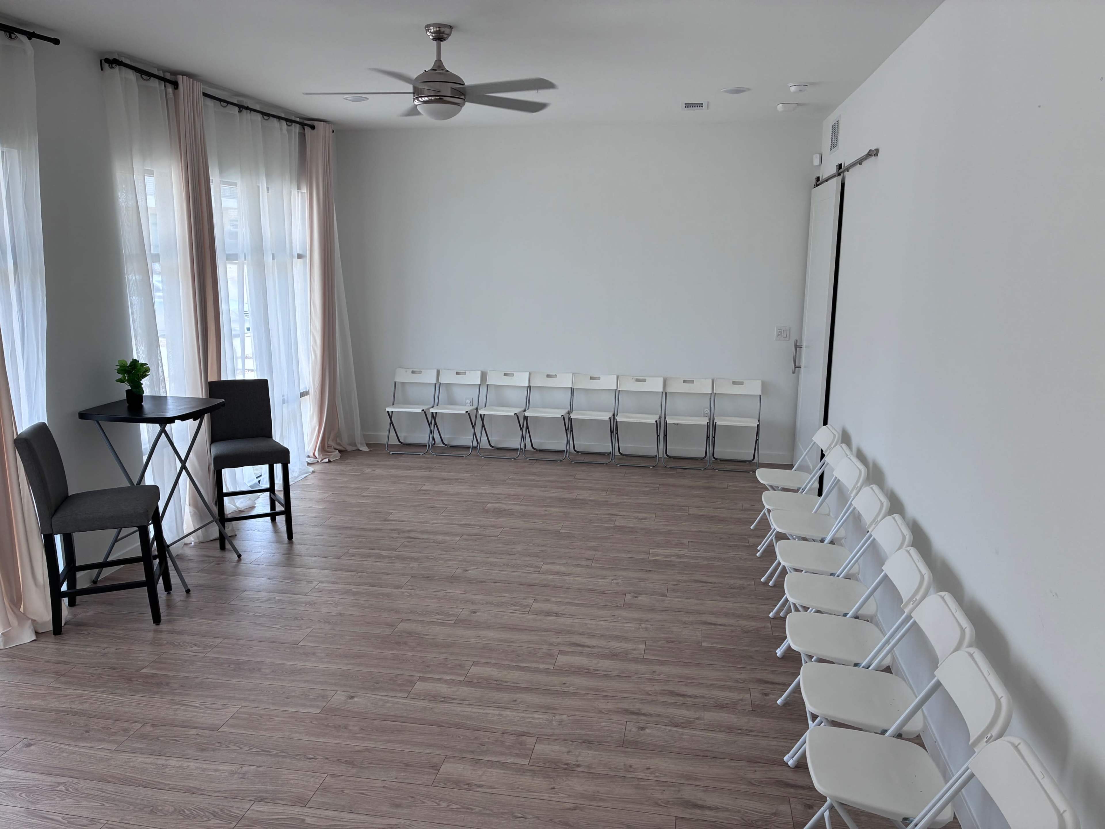 East Austin Space with natural light. Image in Pecan Springs-Springdale, Austin, TX