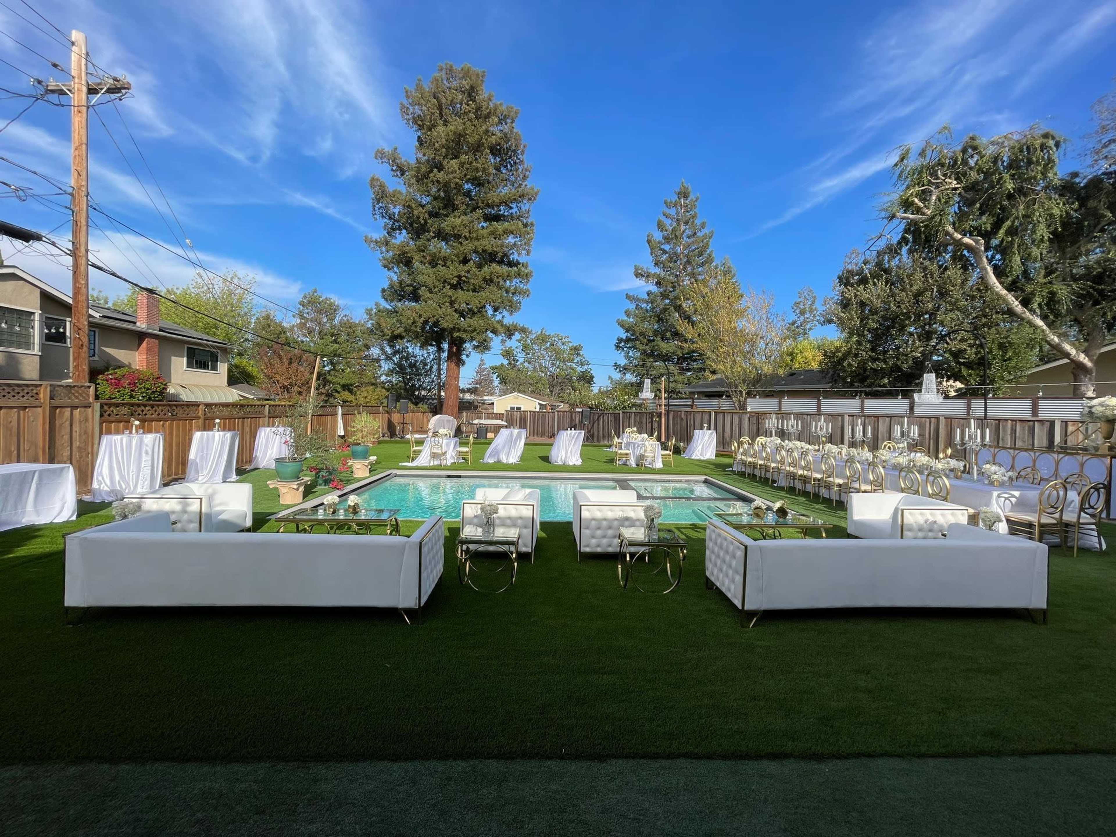 Urban Backyard with Pool Modern Building Image in Nimitz, Sunnyvale, CA