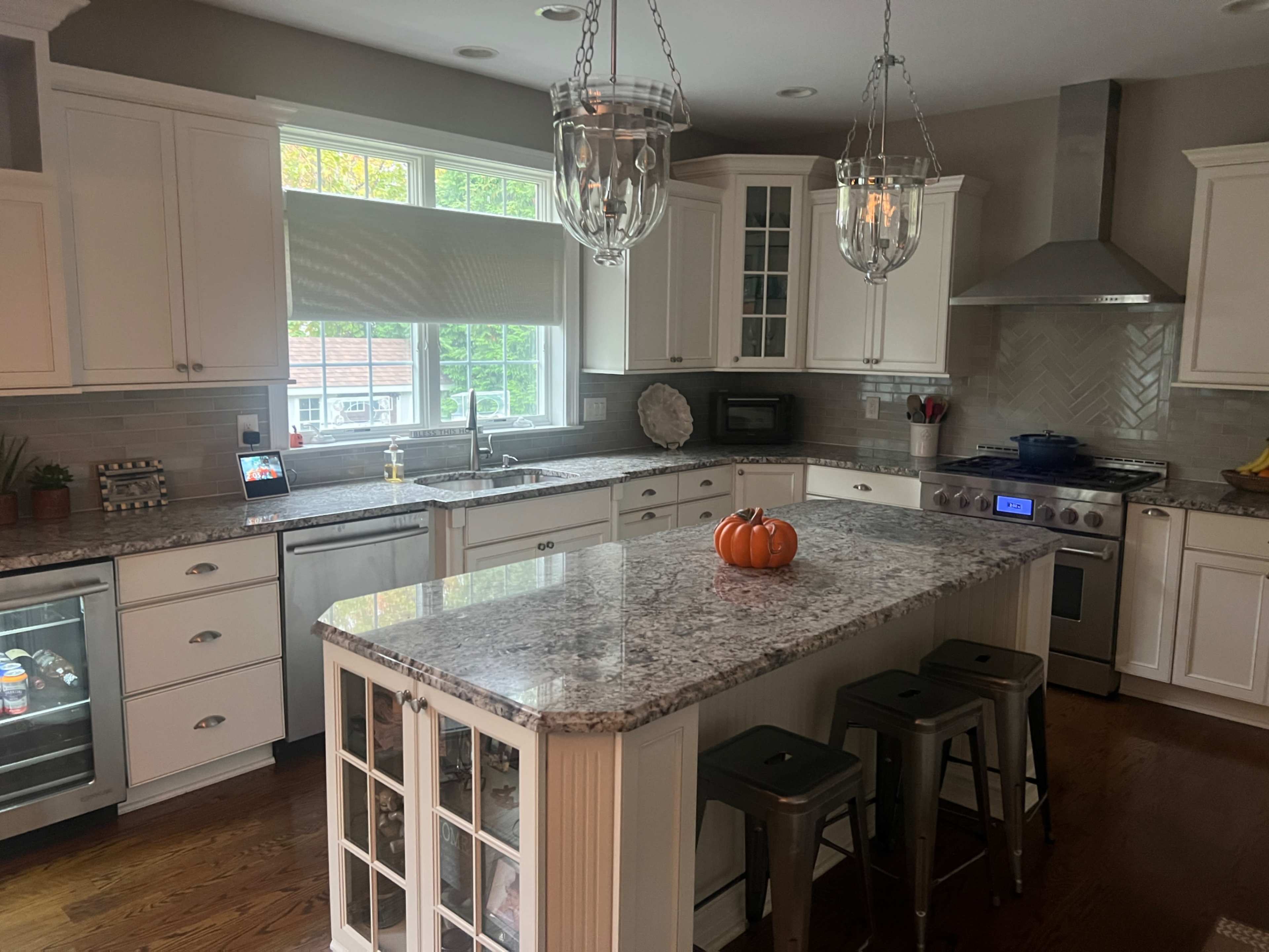 Rustic/Modern 4 Bedroom Colonial Home Image in Westfield, Westfield, NJ