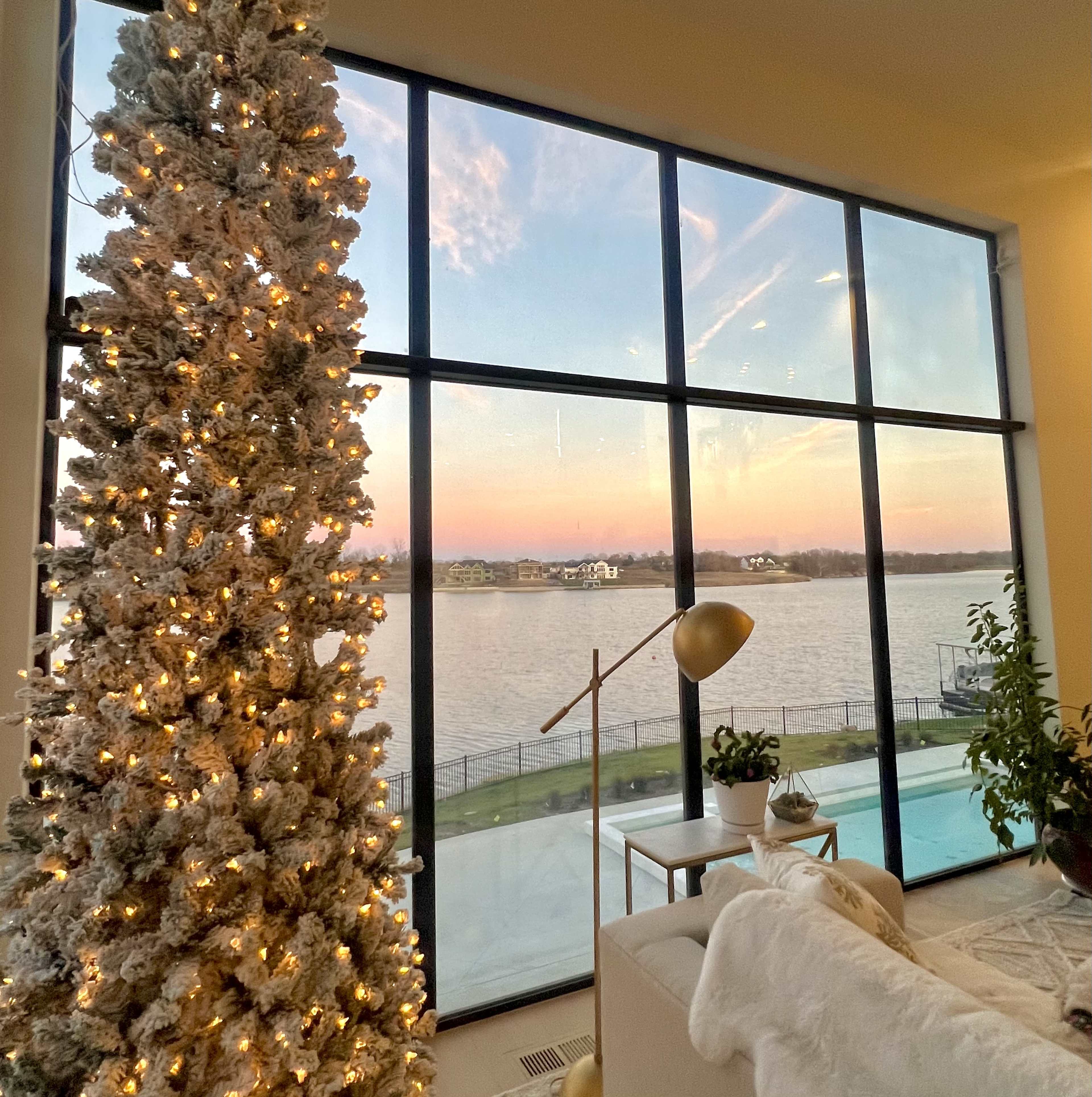 Modern Lakefront Designer Home | Content, Video, Shoots Image in Prairie Township, Lake Winnebago, MO