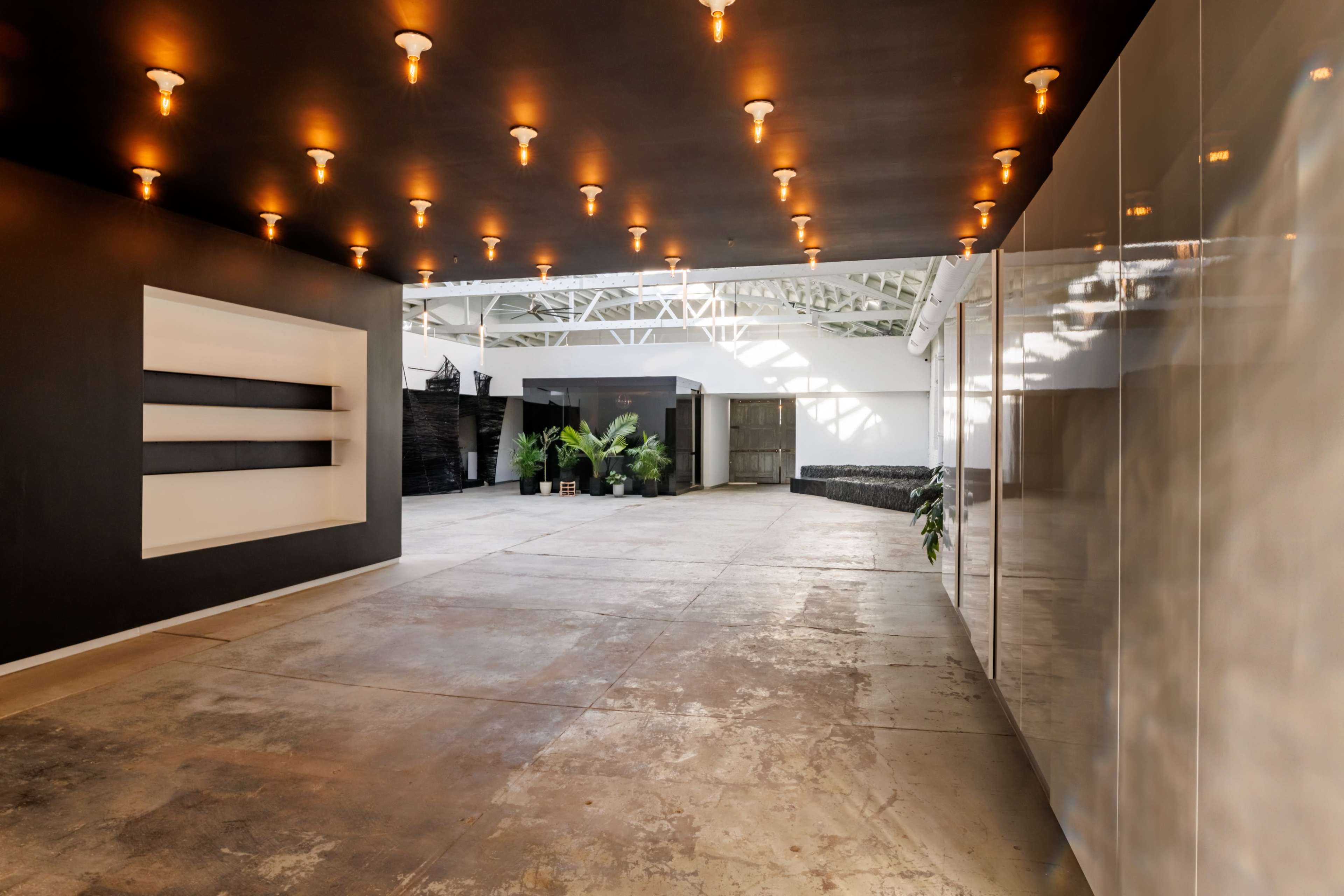 Inspiring Bespoke Loft in The Heart of Chicago Image in Humboldt Park, Chicago, IL