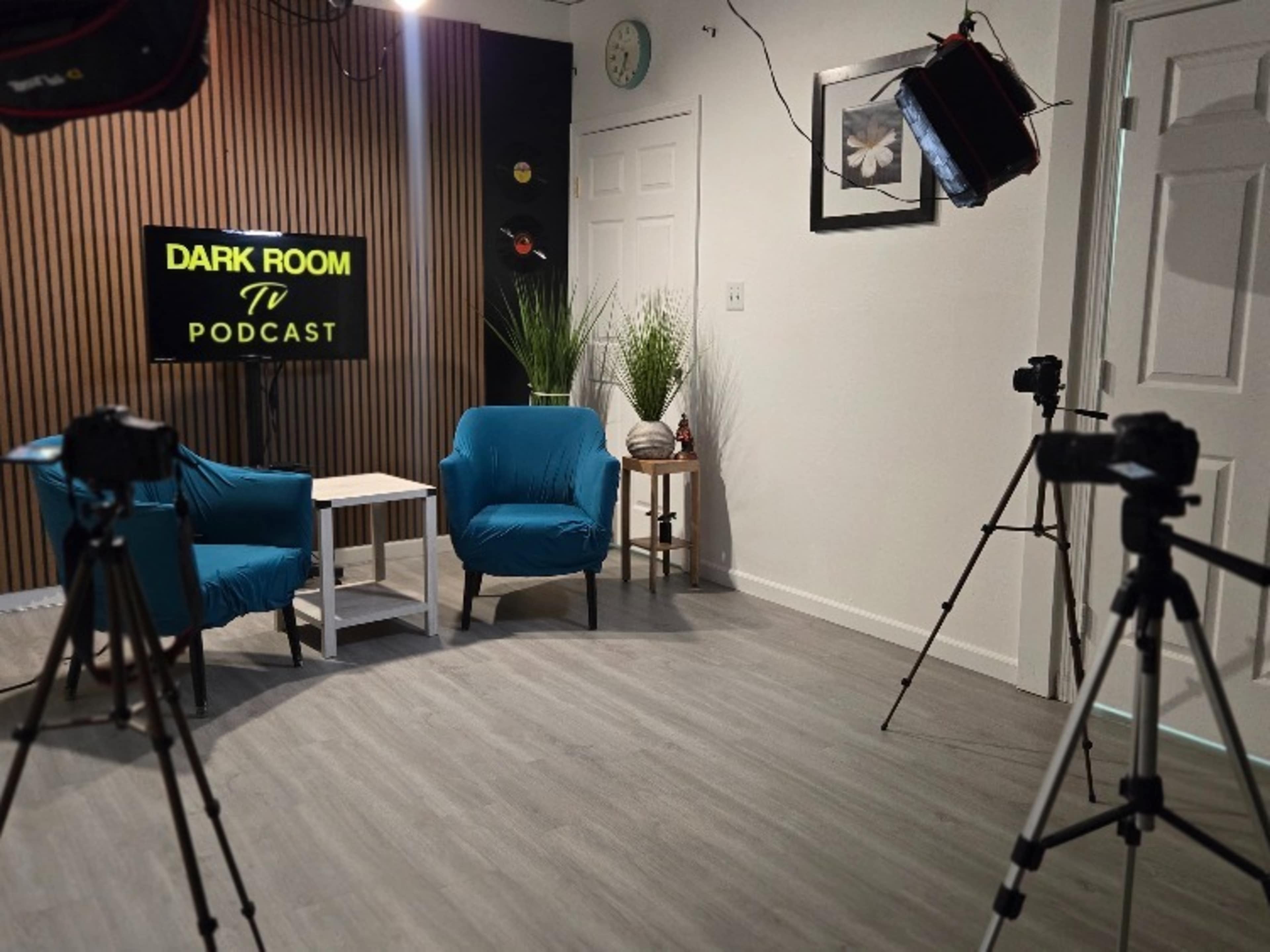 MULTI CAM VIDEO (3 Camera Angles + Producer)