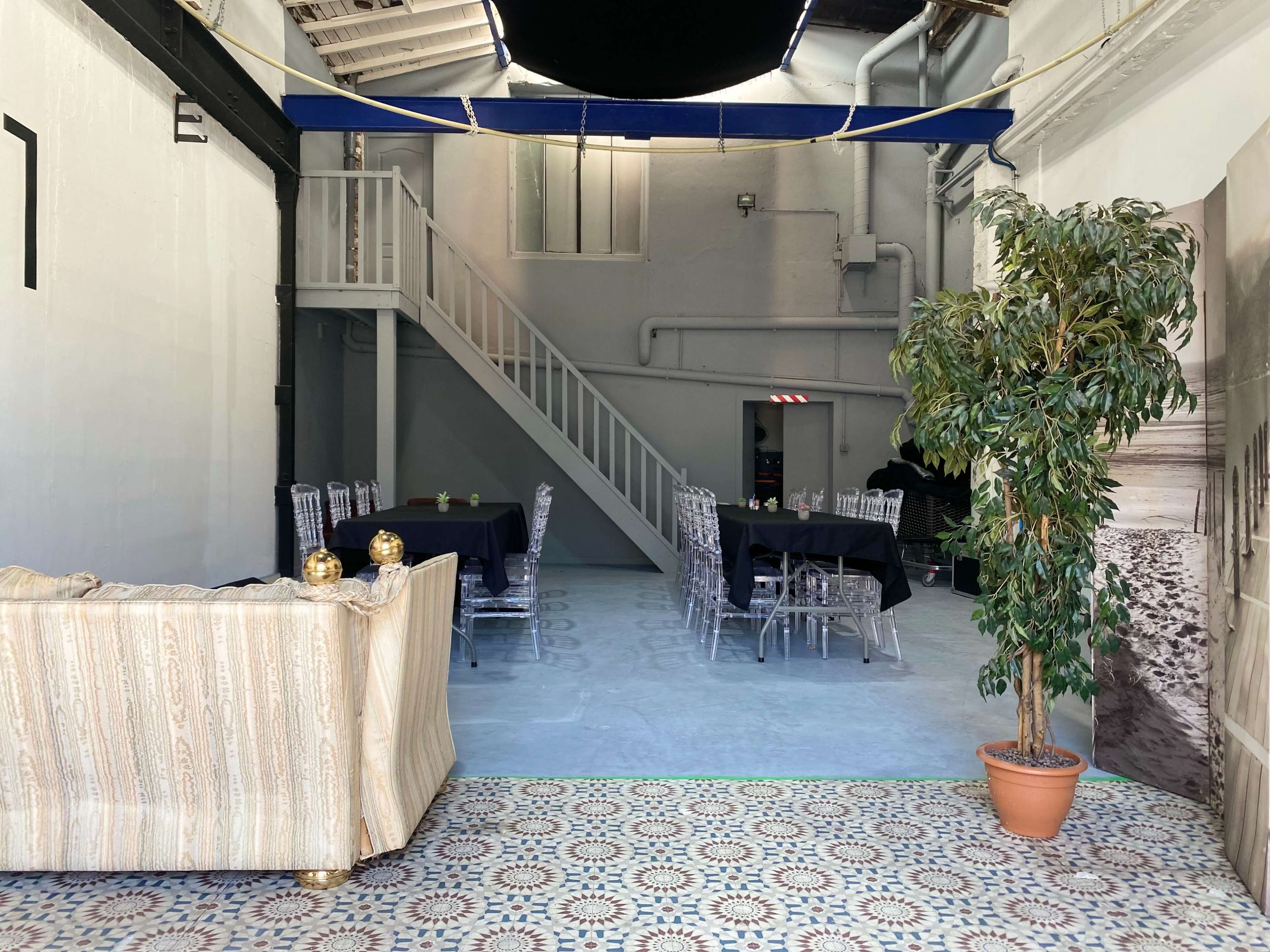 Hangar modulable à 100 m de Paris – événements privés & artistiques Image in , Gentilly