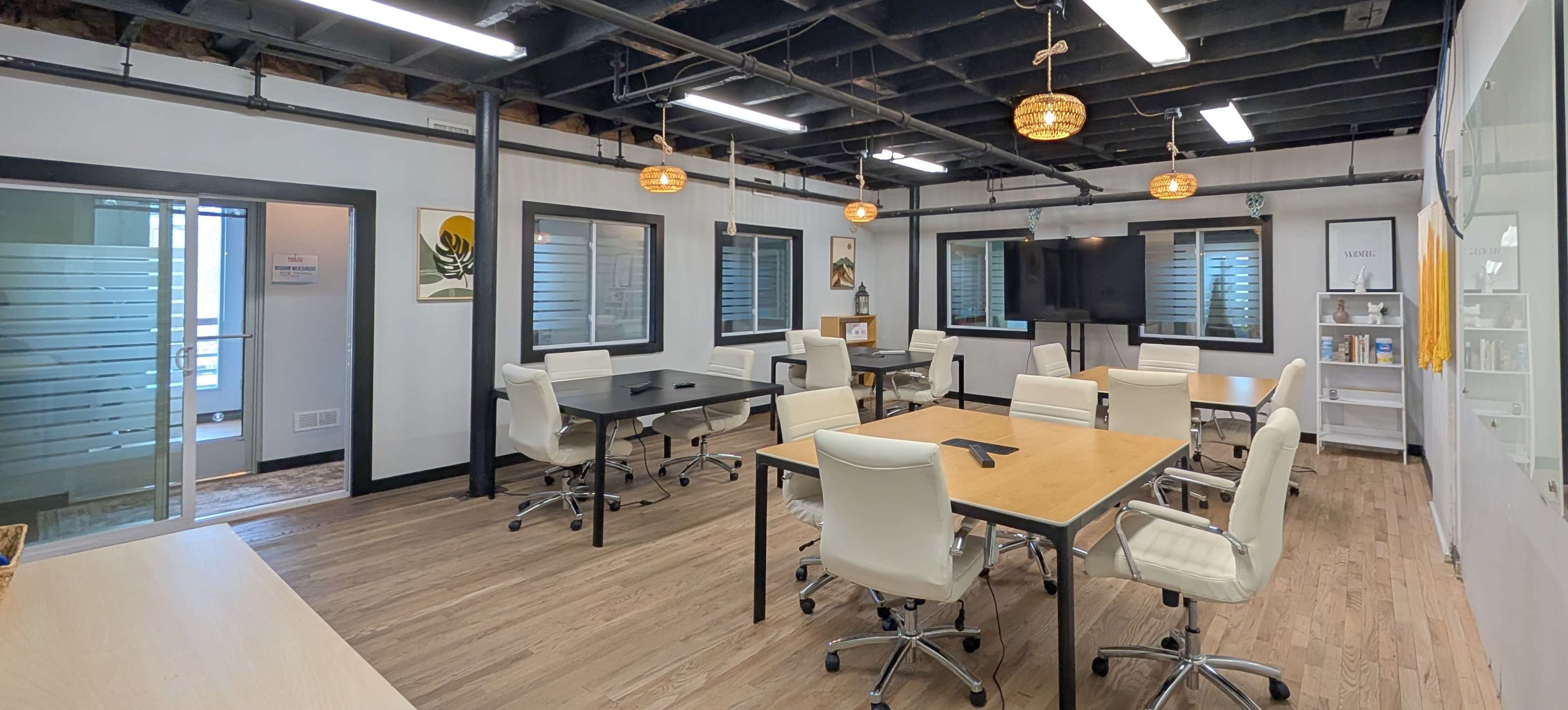 Downtown Meeting Room for 20-25 with Amenities Image in Downtown, Asheville, NC