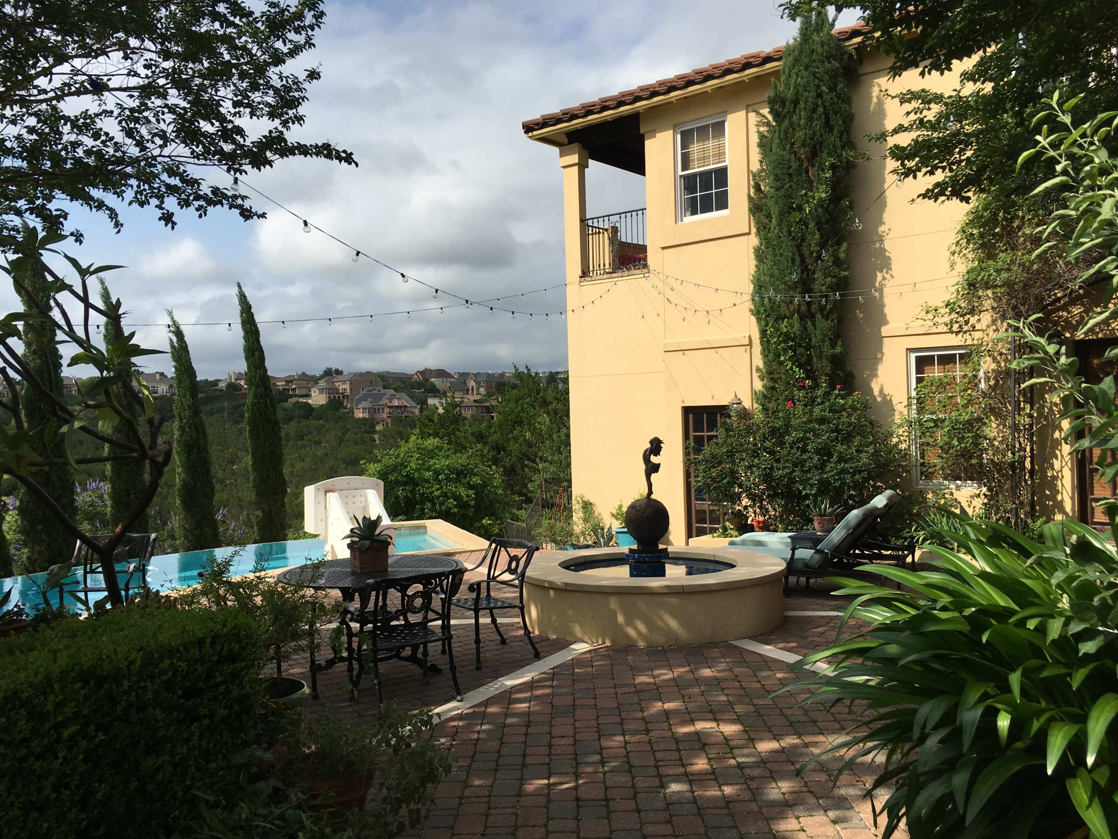 Hill Country Estate with Expansive Views Image in River Pointe, Austin, TX