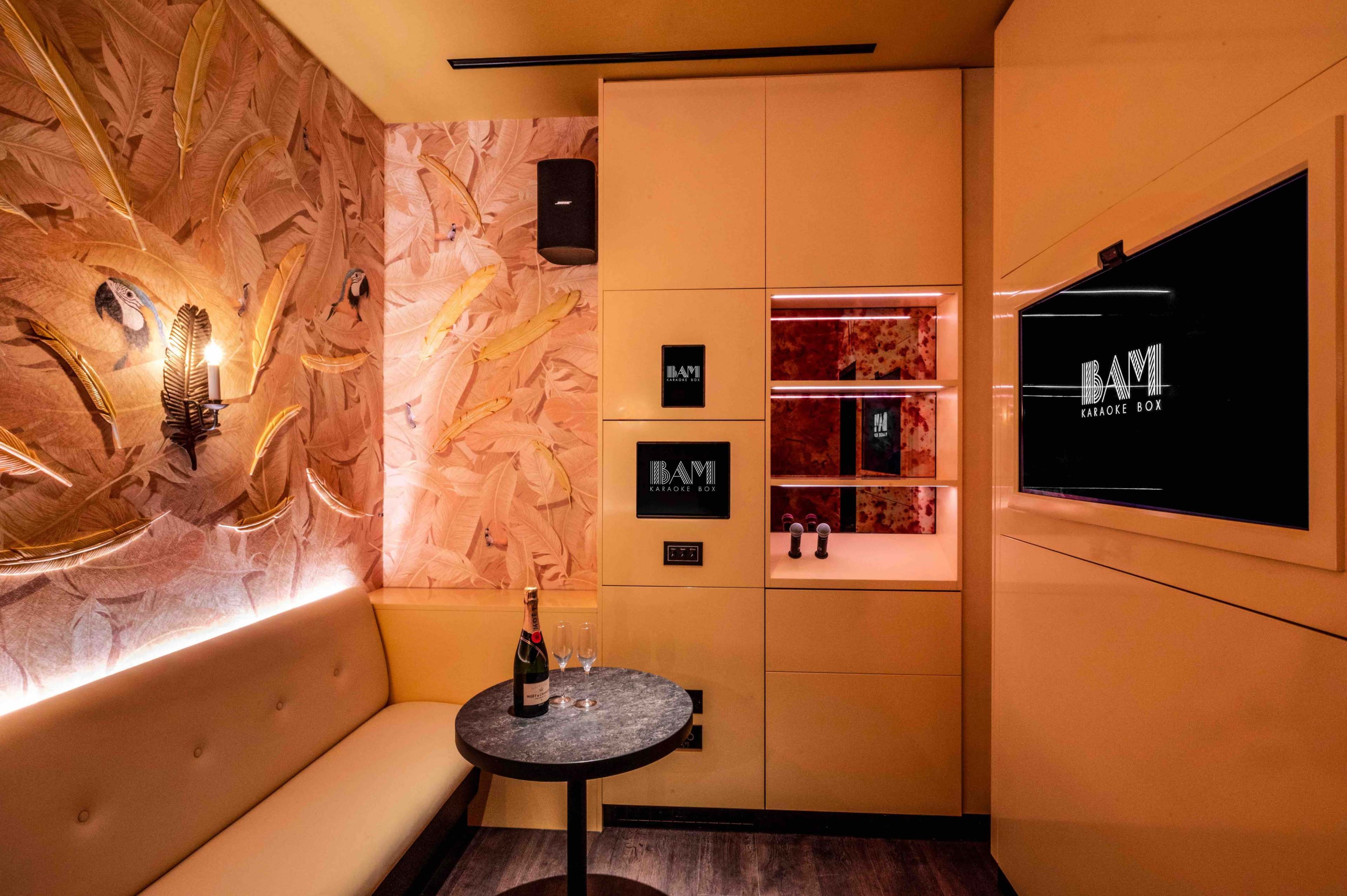 Music Venue with incredible Bar and Stage Image in Westminster, London Victoria, ENG