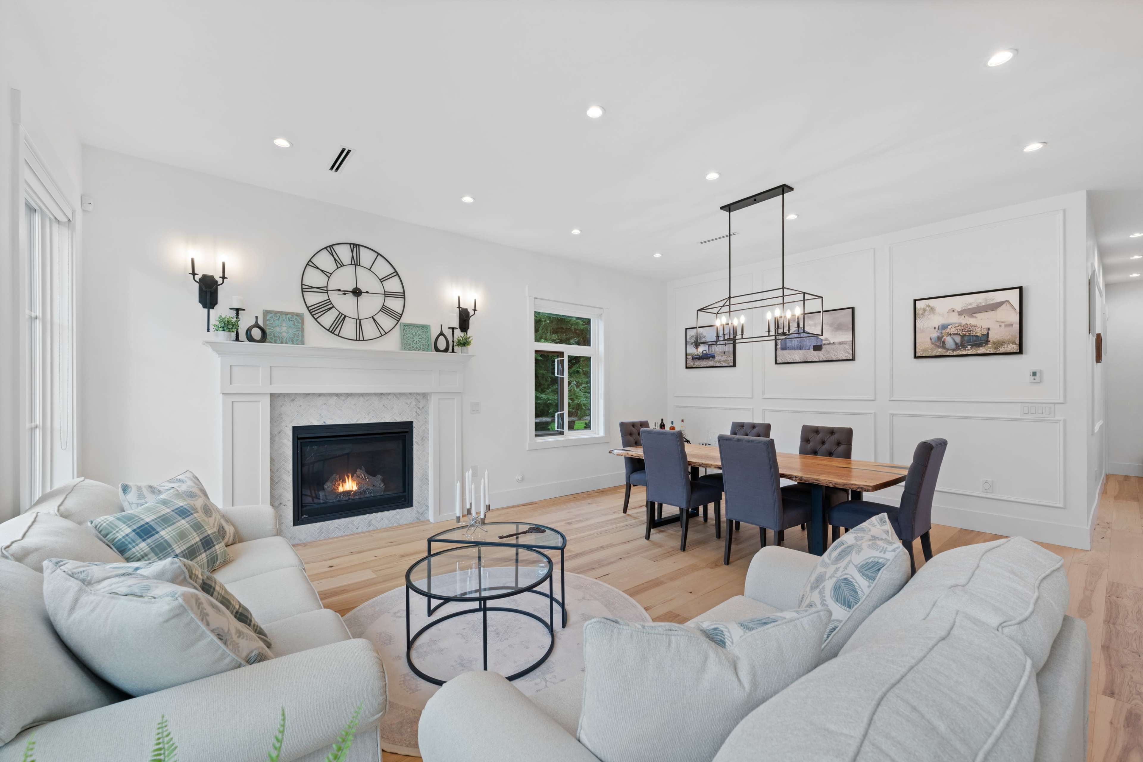 Luxury Farm House Image in Langley, Langley Twp, BC