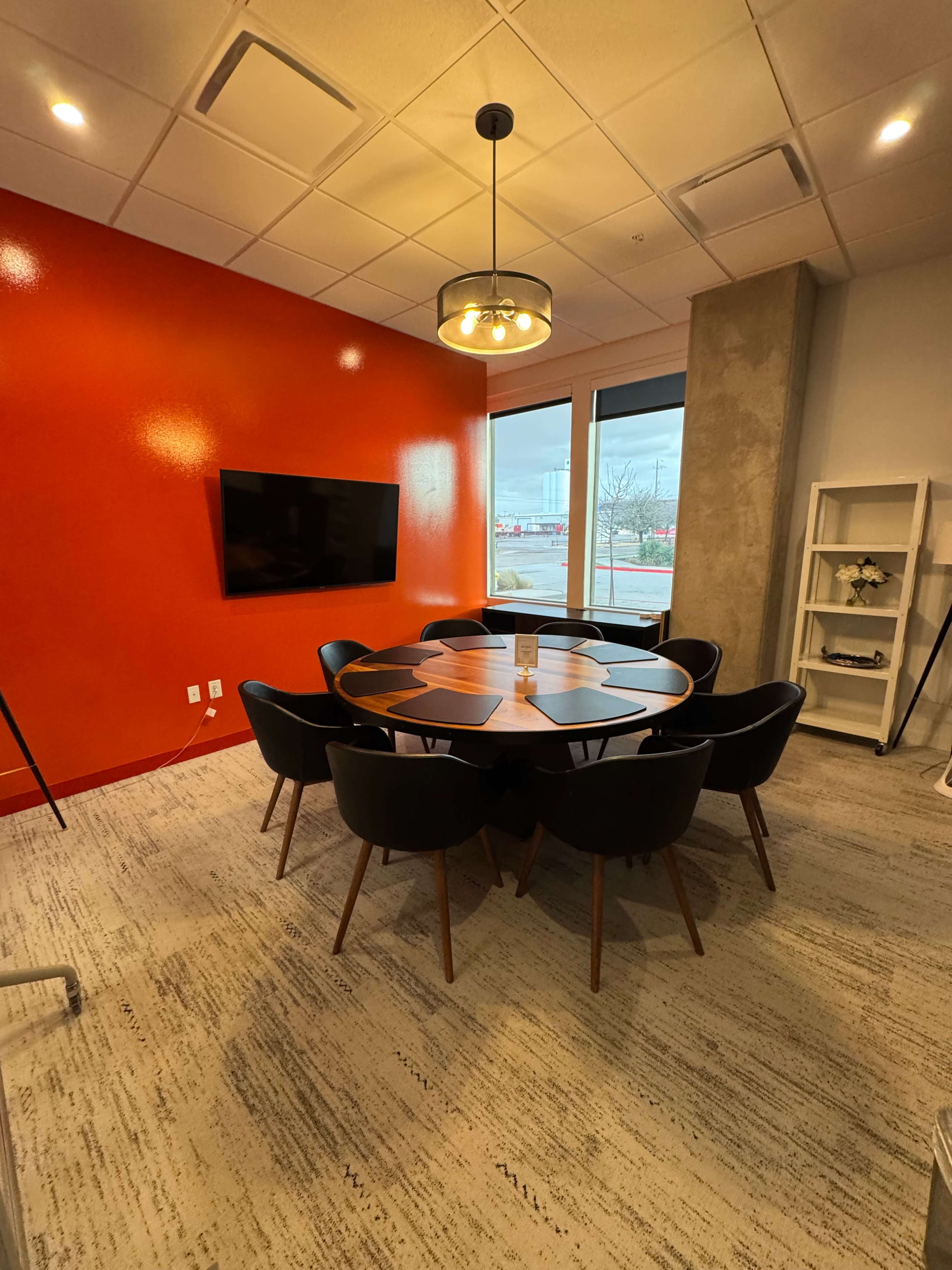 Professional Urban Meeting Room Image in Frisco, Frisco, TX
