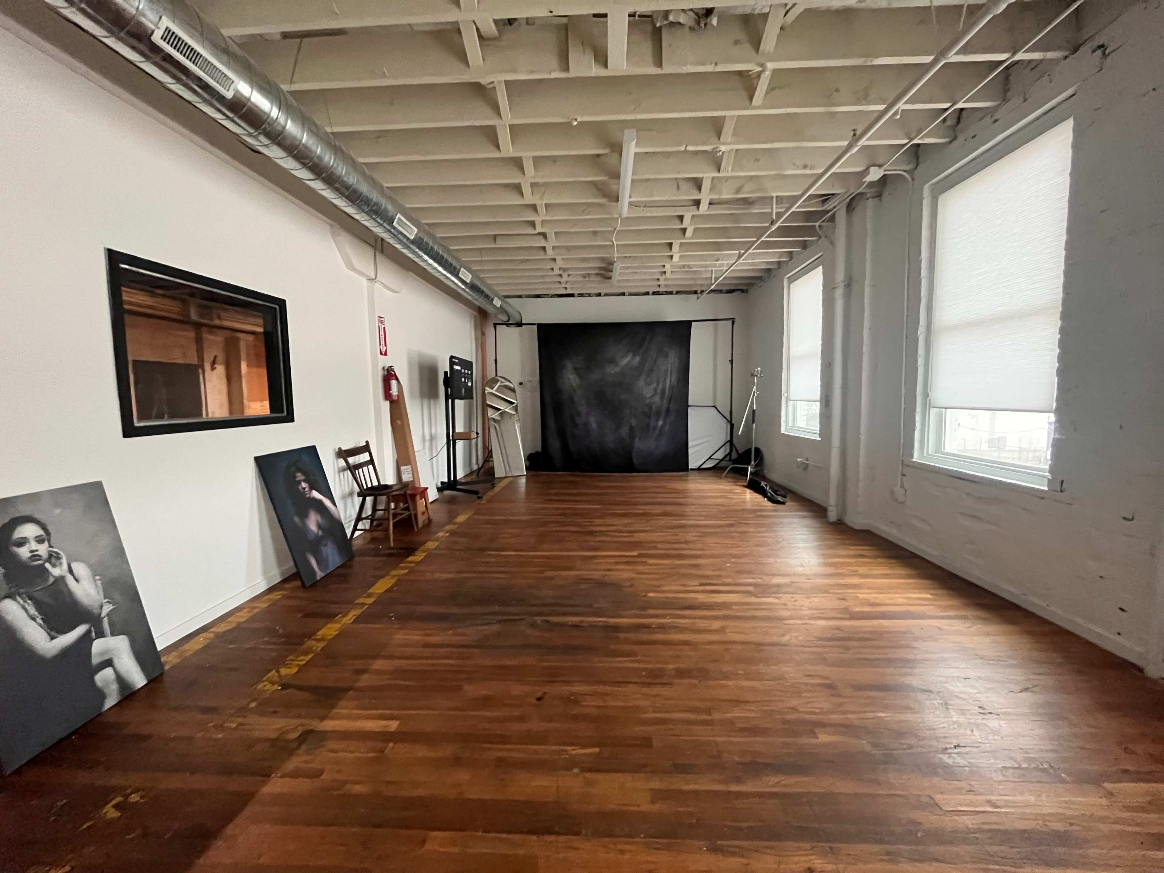 Photography Studio For Rent Image in South Columbus, Columbus, OH