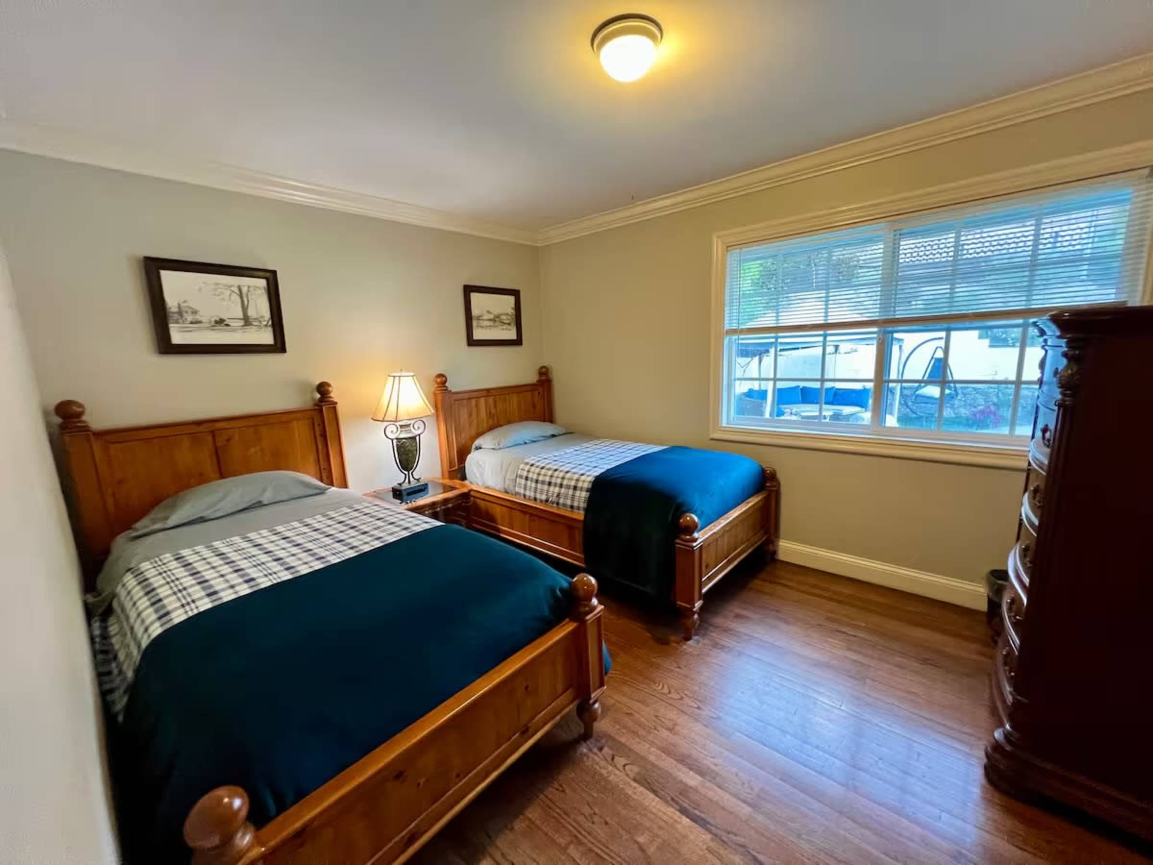 Los Angeles Home Spacious with Natural Light Image in Monterey Park, Monterey Park, CA