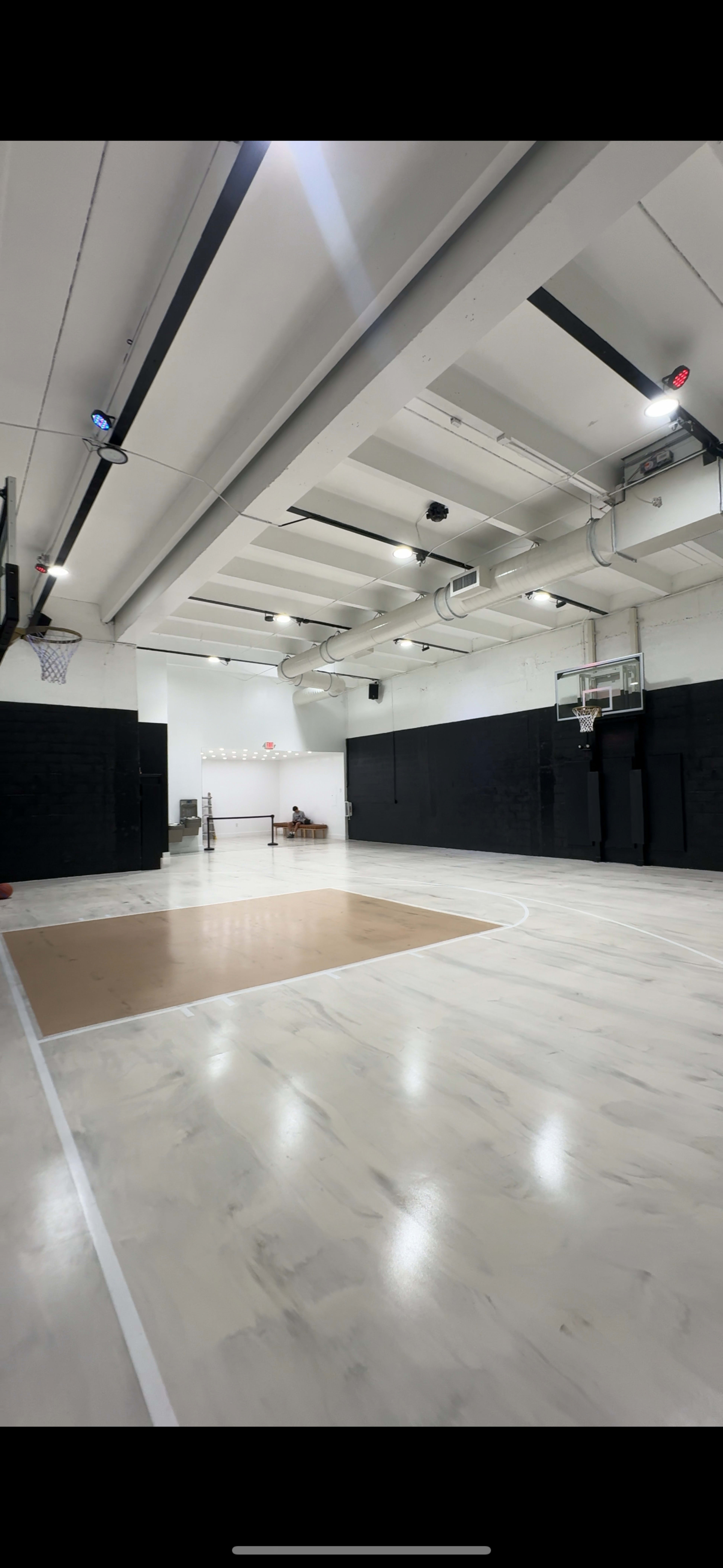 Miami Basketball Court 🏀 Image in , Miami, FL