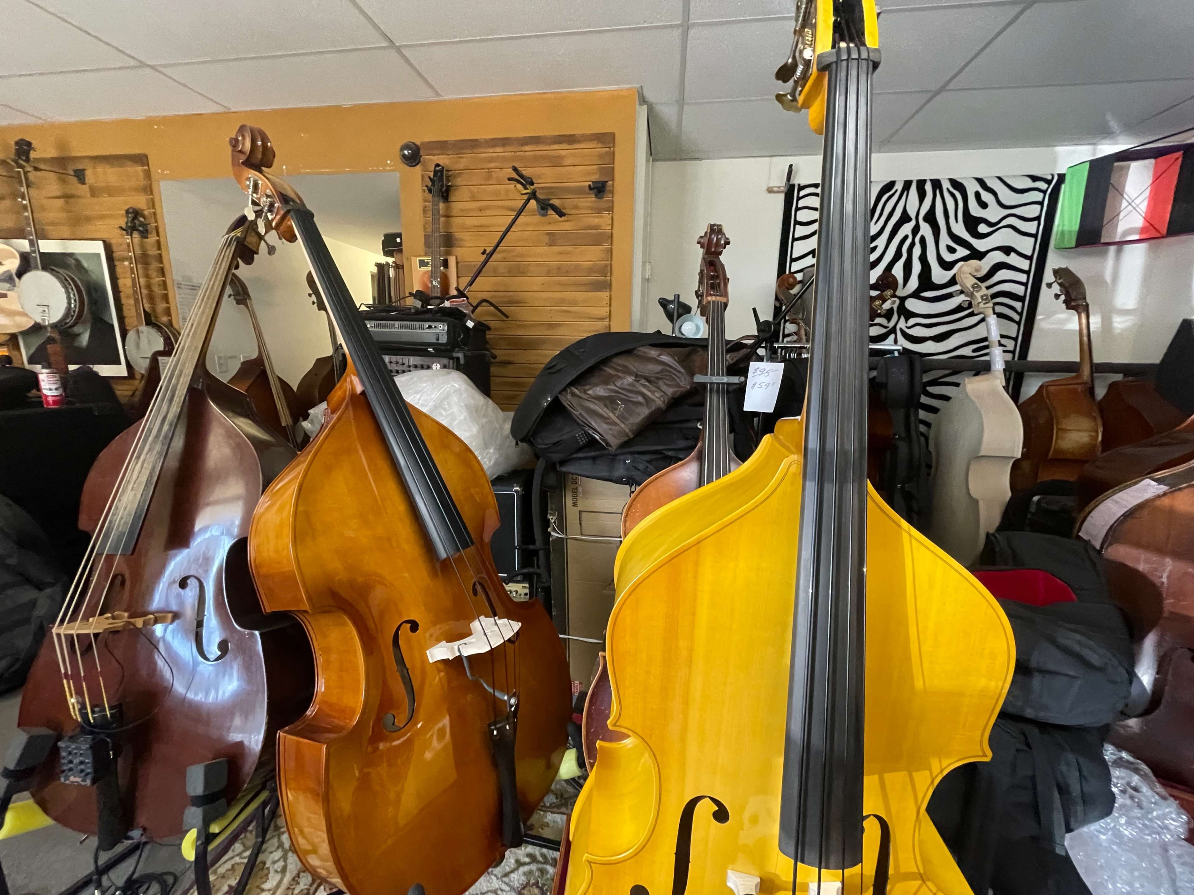 Quaint Mom and Pop Music Shop Image in North Central, Pasadena, CA