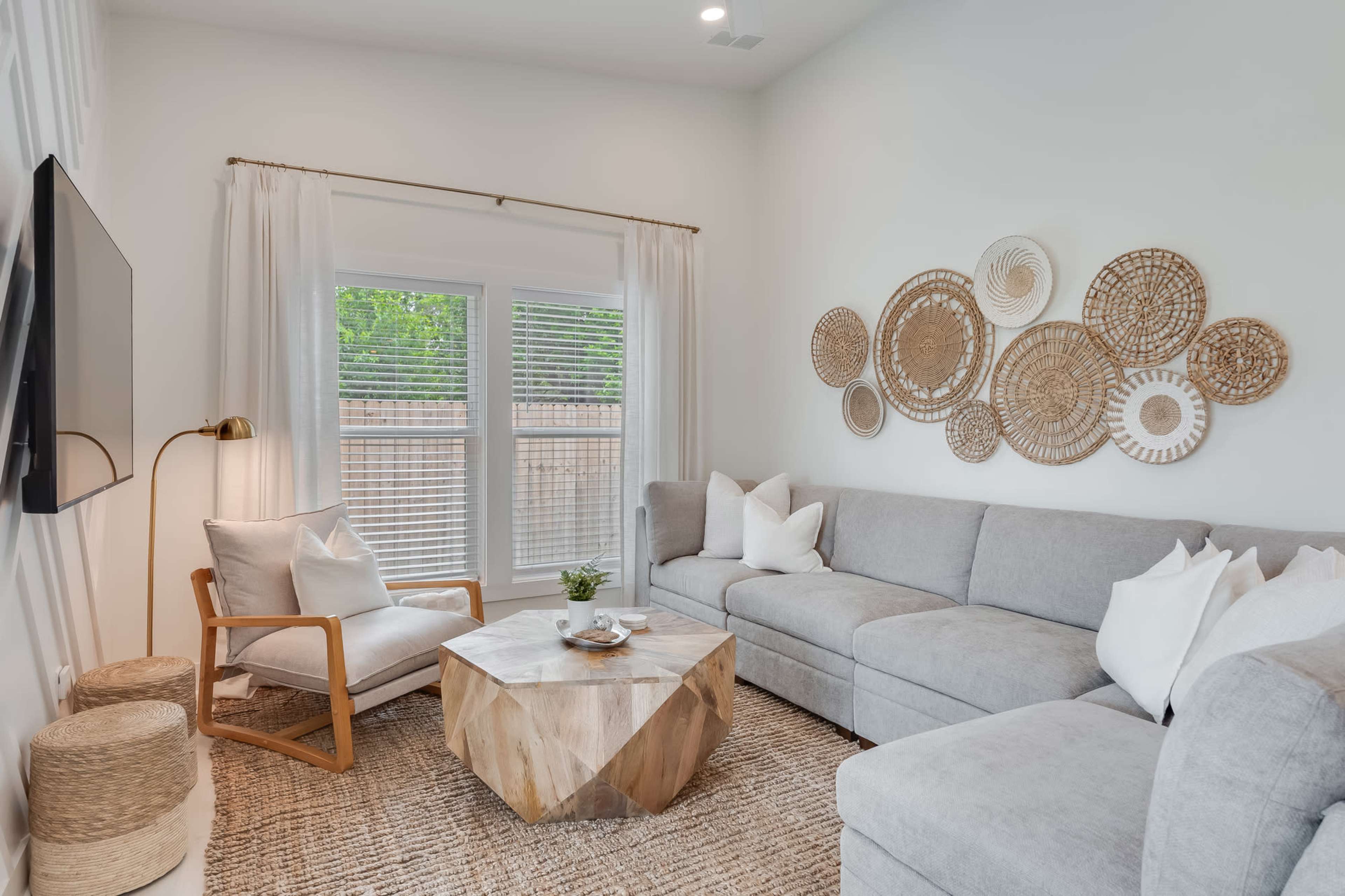 Home Near 30a That Works Perfectly for Photo Shoots, Executive Meetings, and Small Team Offsites Image in , Inlet Beach, FL