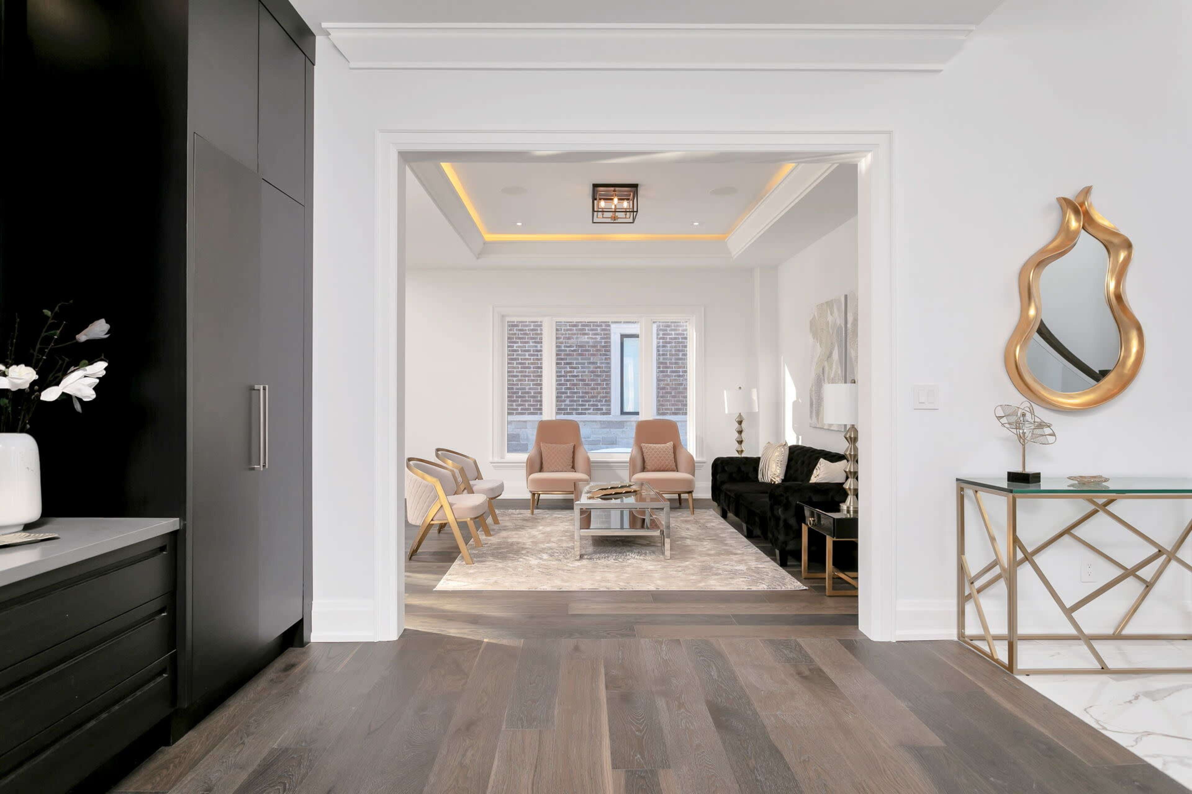 Luxurious Oasis: Distinctive opulent home Image in Mississauga, Mississauga, ON