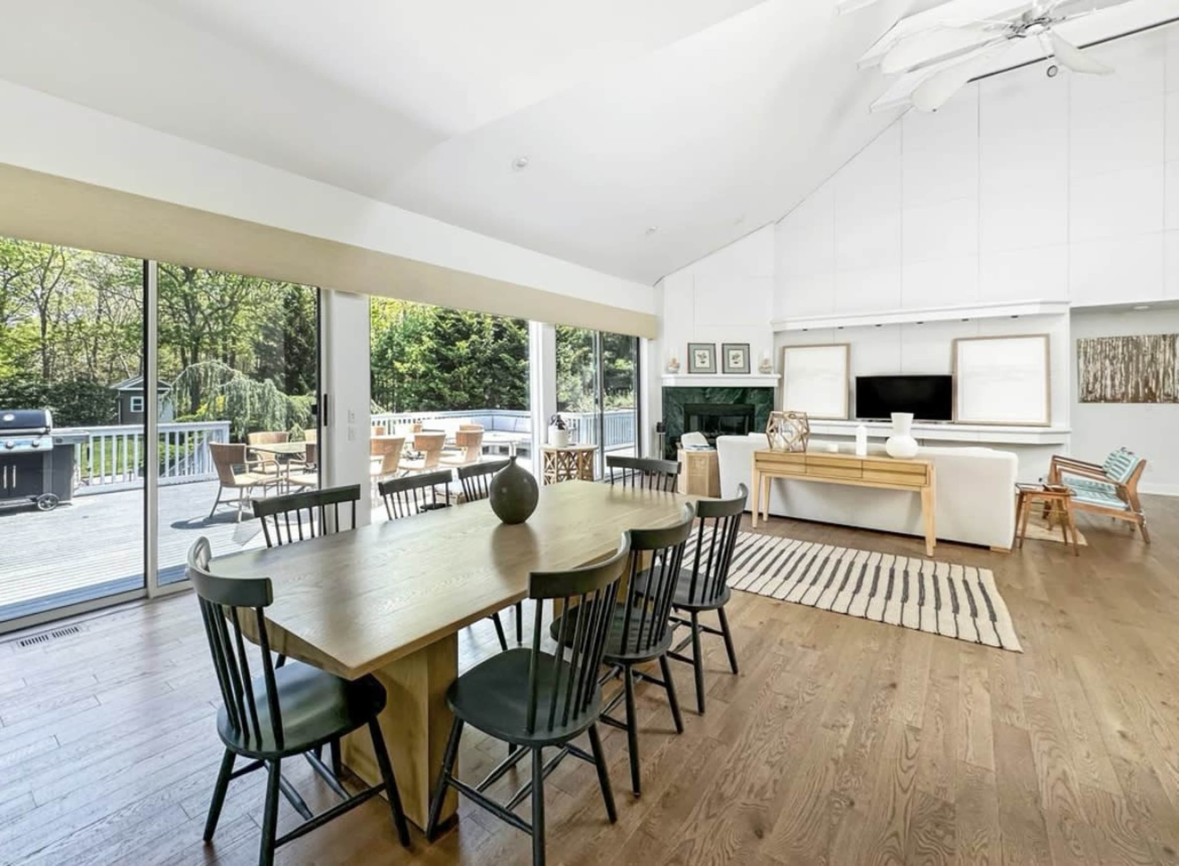 Private gated large Hamptons House with 1+ acre of lawn and pool - surrounded by woods Image in Southampton, Hampton Bays, NY