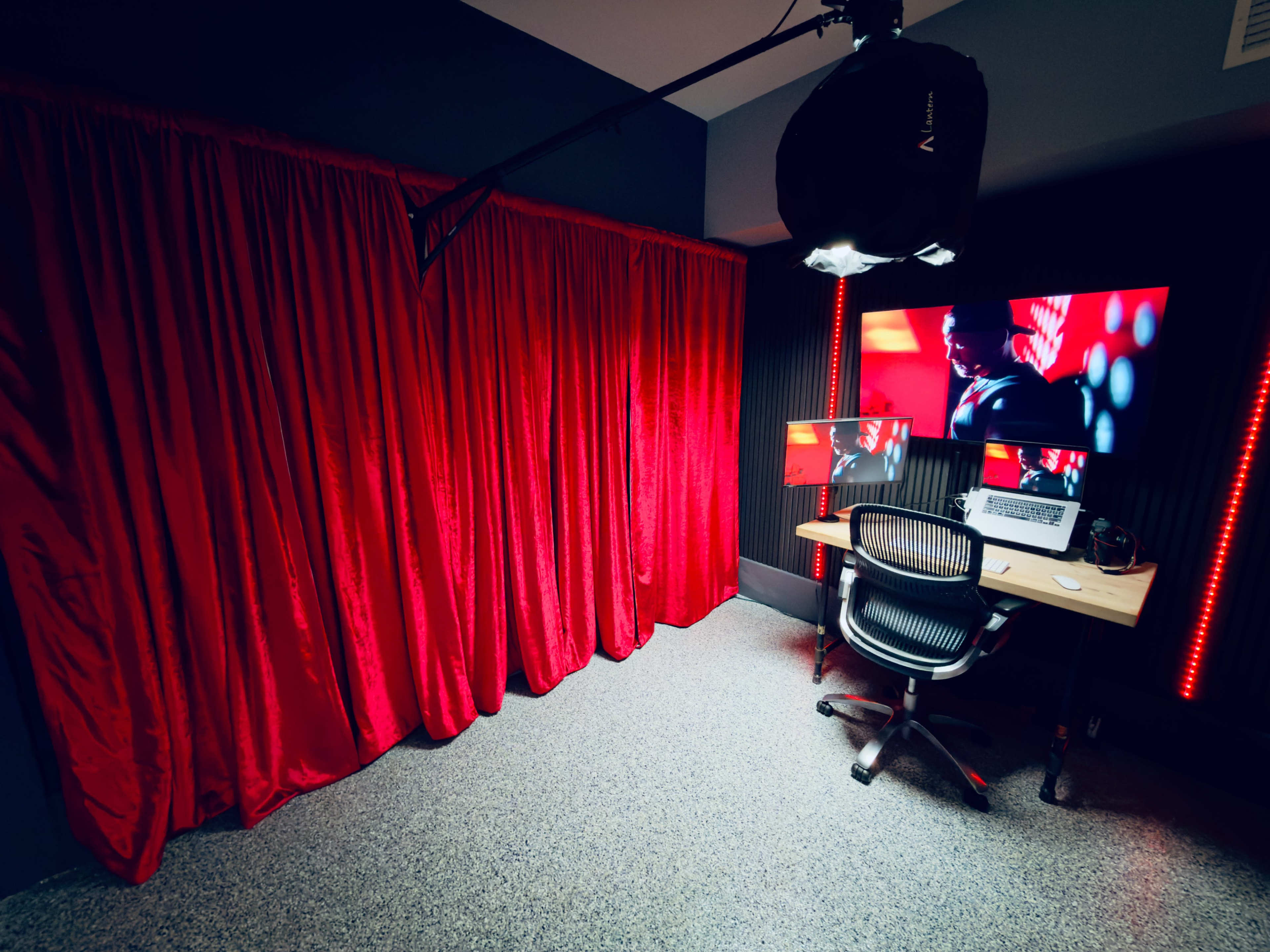 Professionally Designed Podcast and Content Creation Studio Image in Mount Dora, Mount Dora, FL