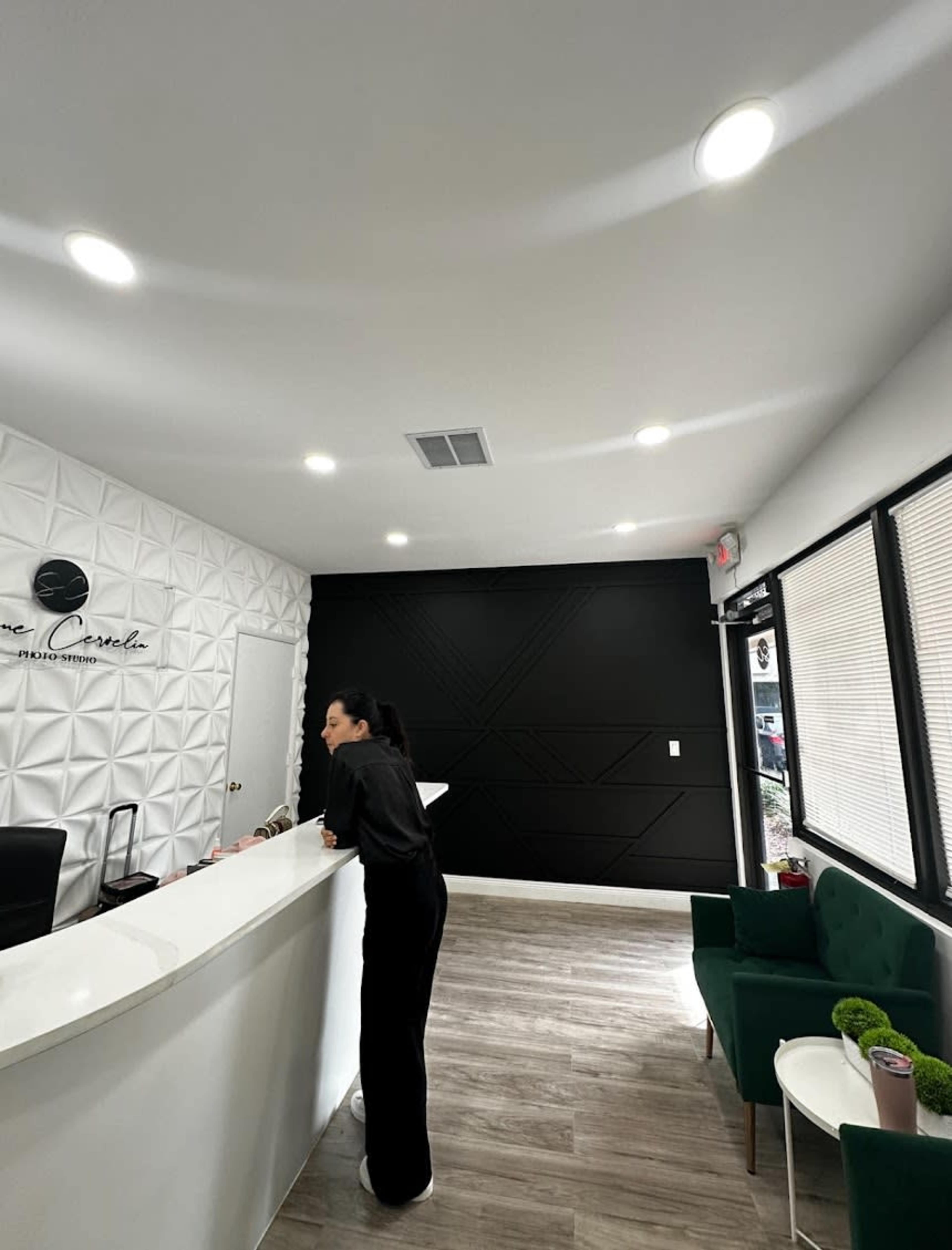 Cozy and Comfortable Studio Space Image in Pompano Beach, Pompano Beach, FL