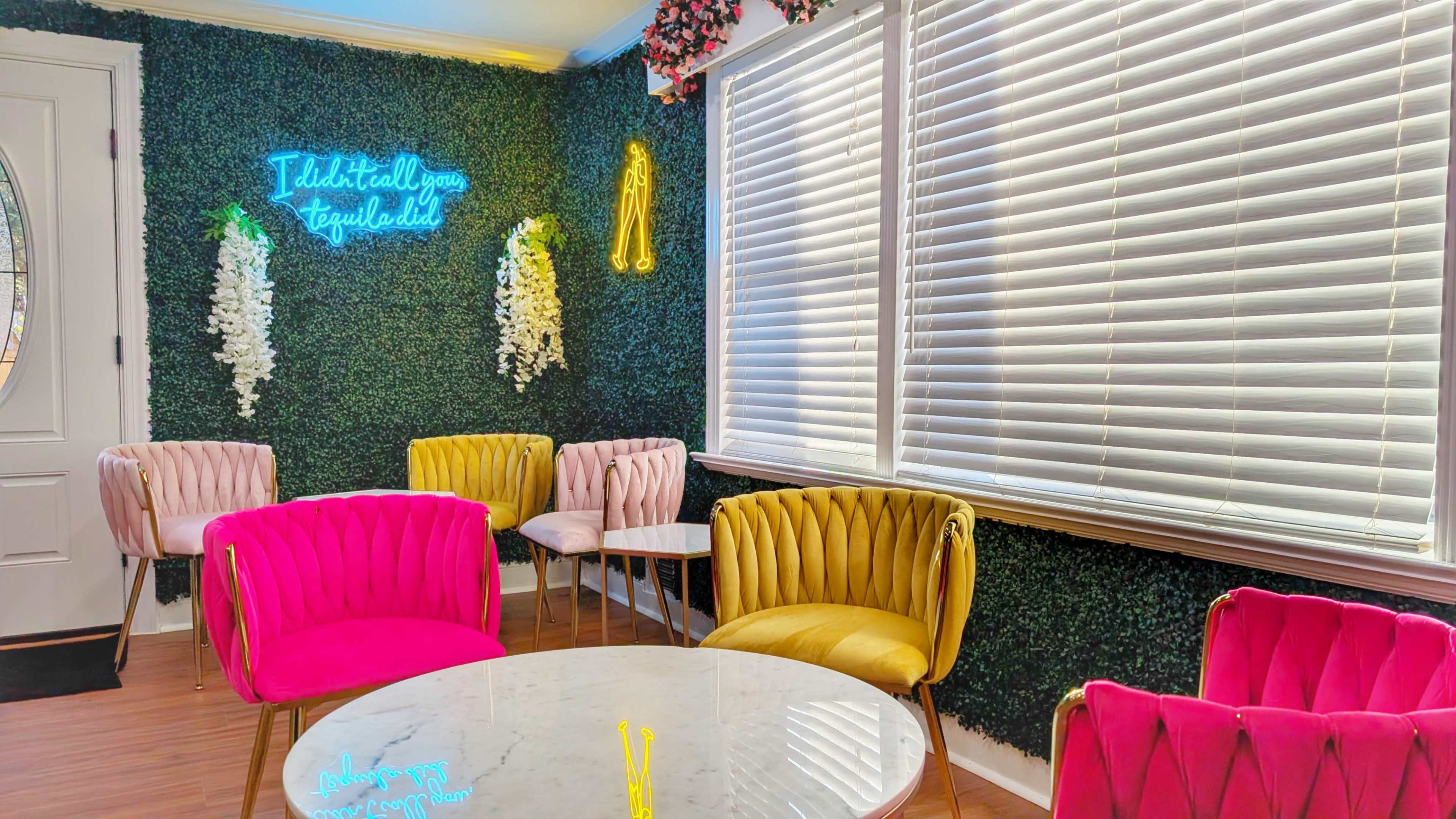 Beautiful Event Space in Alexandria - Blocks to I395 Image in Seminary Hill, Alexandria, VA