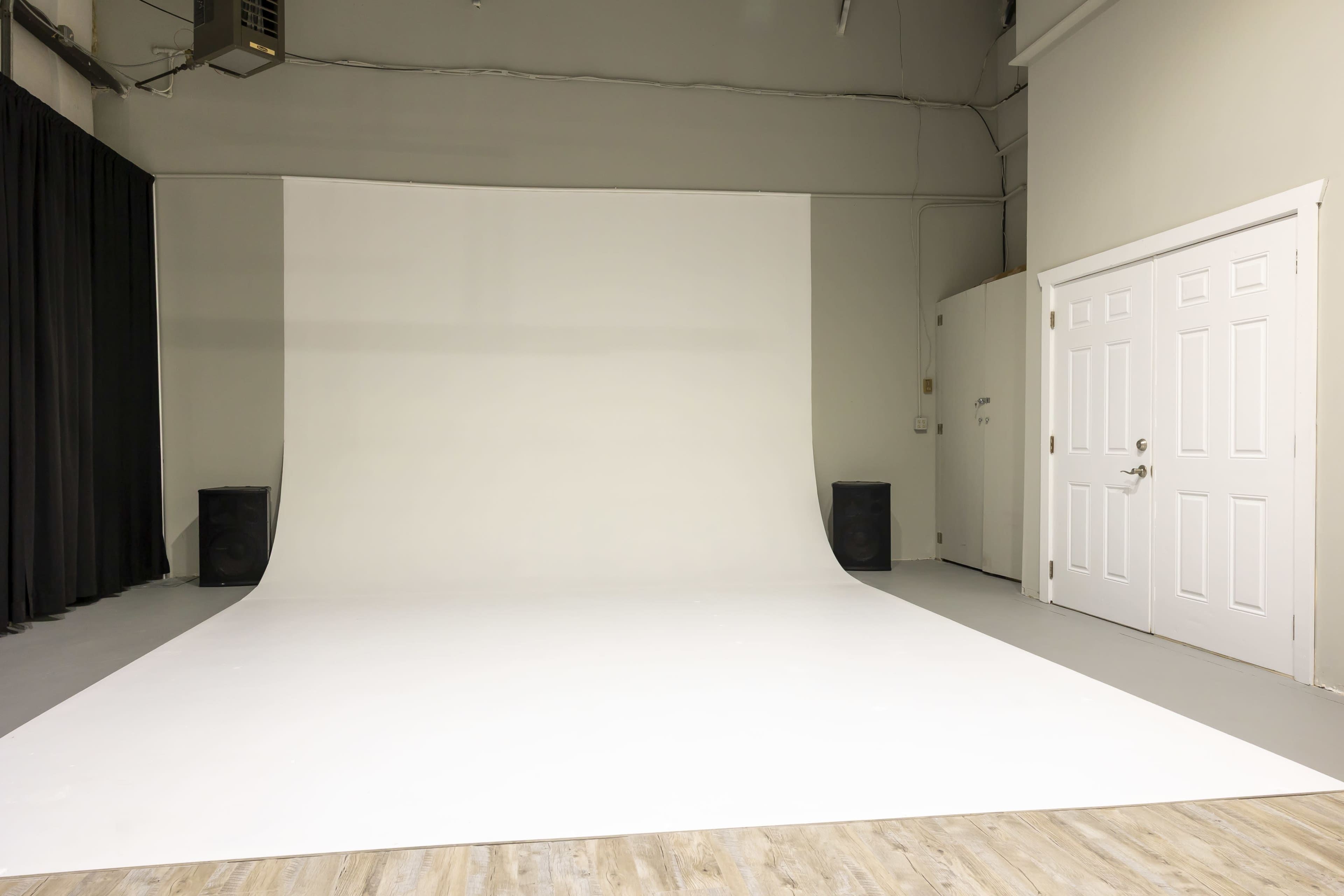 All-In-One Creative Studio with Natural Light for Photo, Video & Podcasts Image in , Morrisville, NC
