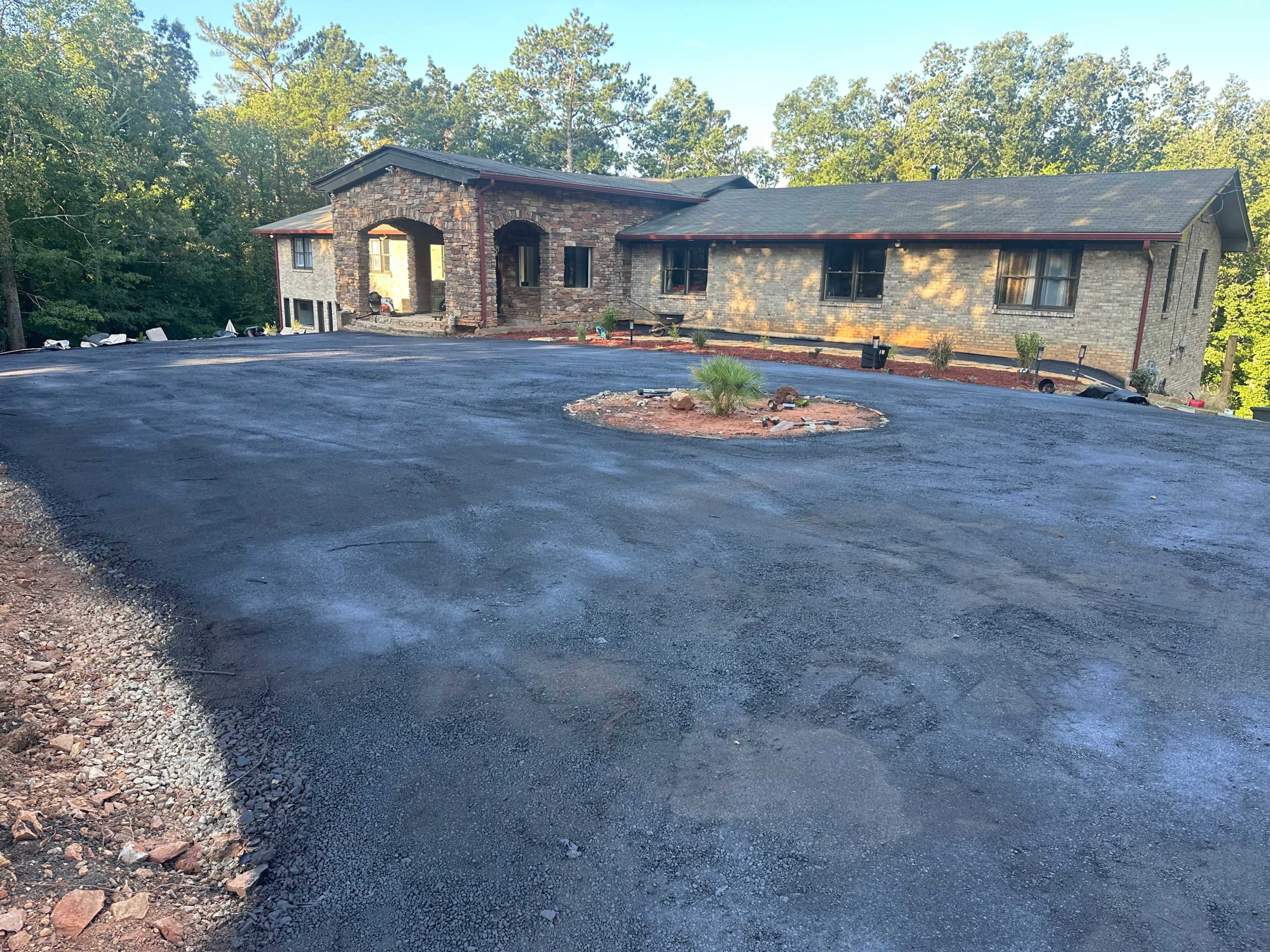 Stylish Nature Retreat Lodge for Filming, Events & Gatherings Image in Woodland Hills, AUSTELL, GA