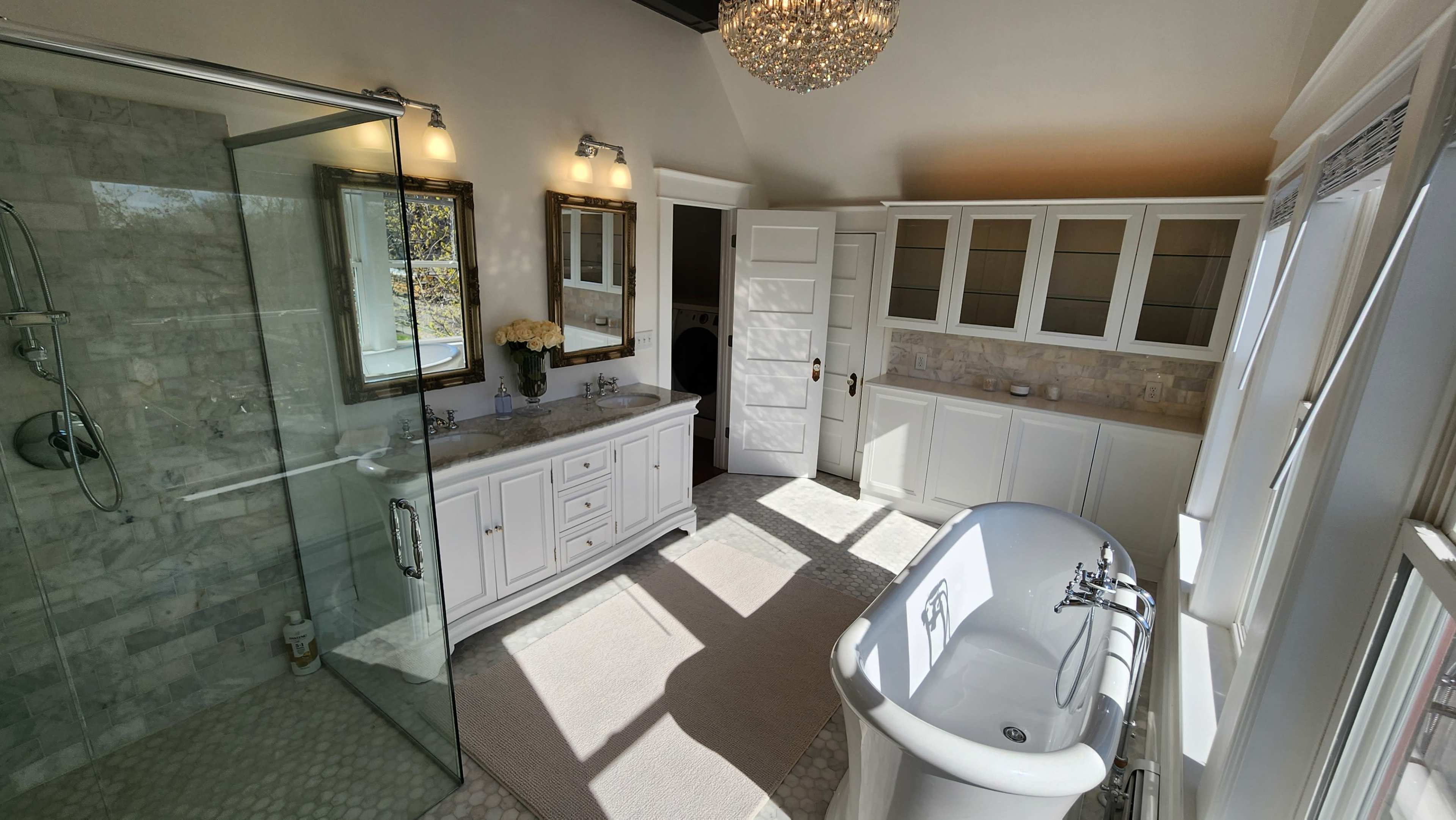 Huge Victorian Mansion 1 mile from Downtown Minneapolis Image in Near North, Minneapolis, MN