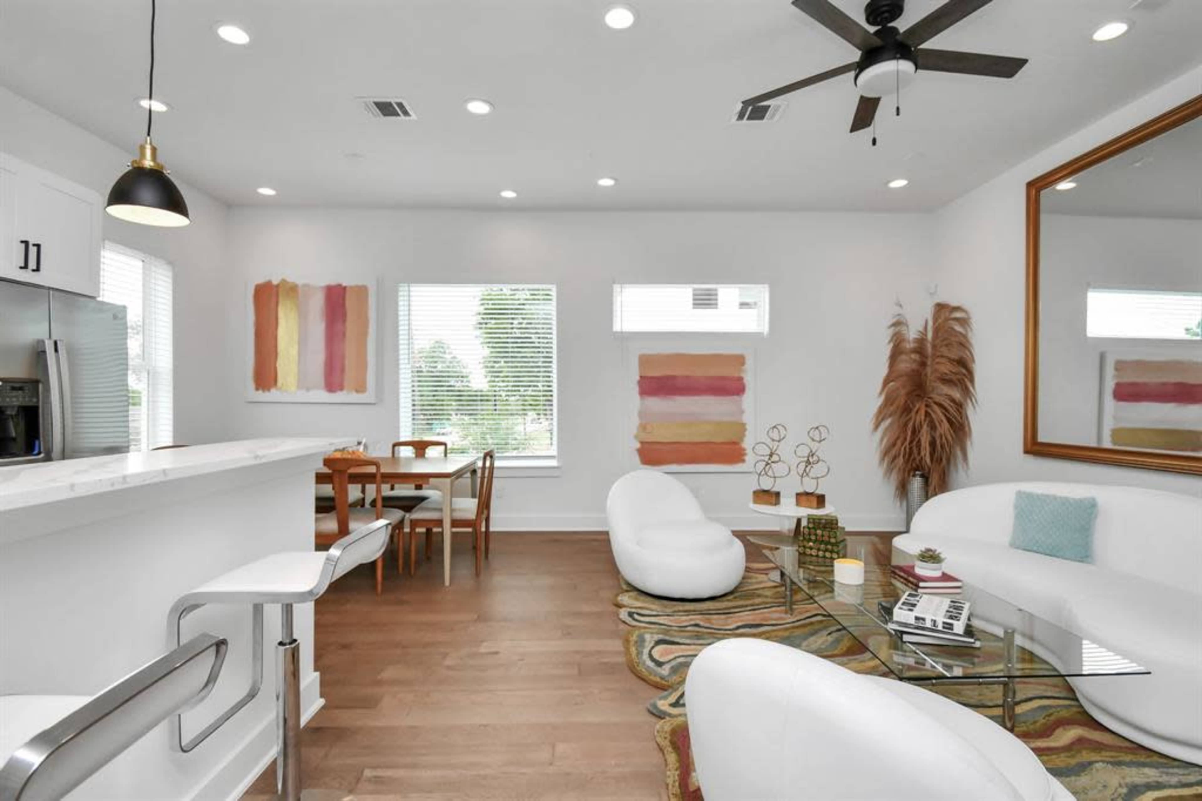 Luxury Studio near Downtown Houston Image in Northside, Houston, TX