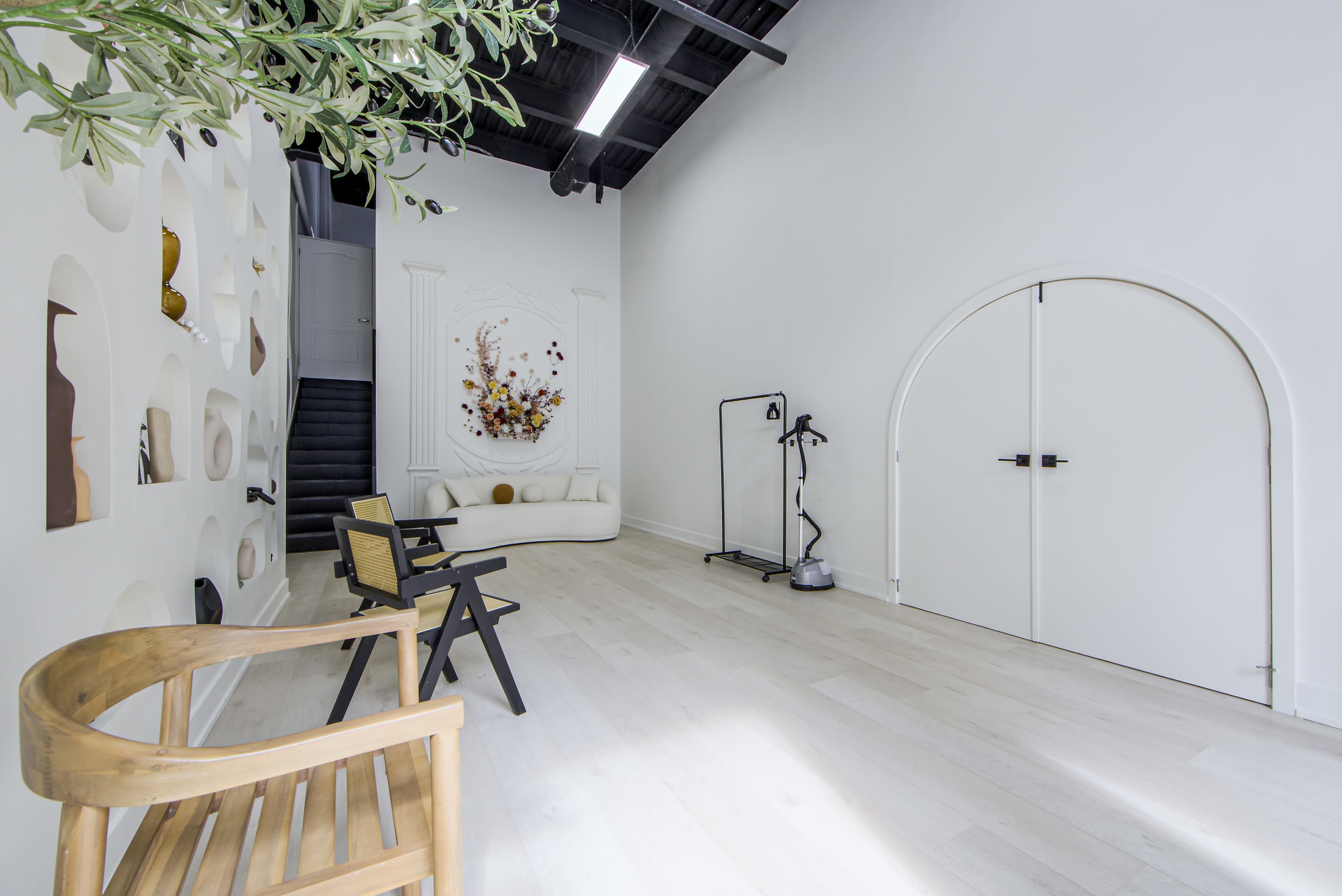 Mississauga's Unique Creative Studio Image in Mississauga, Mississauga, ON