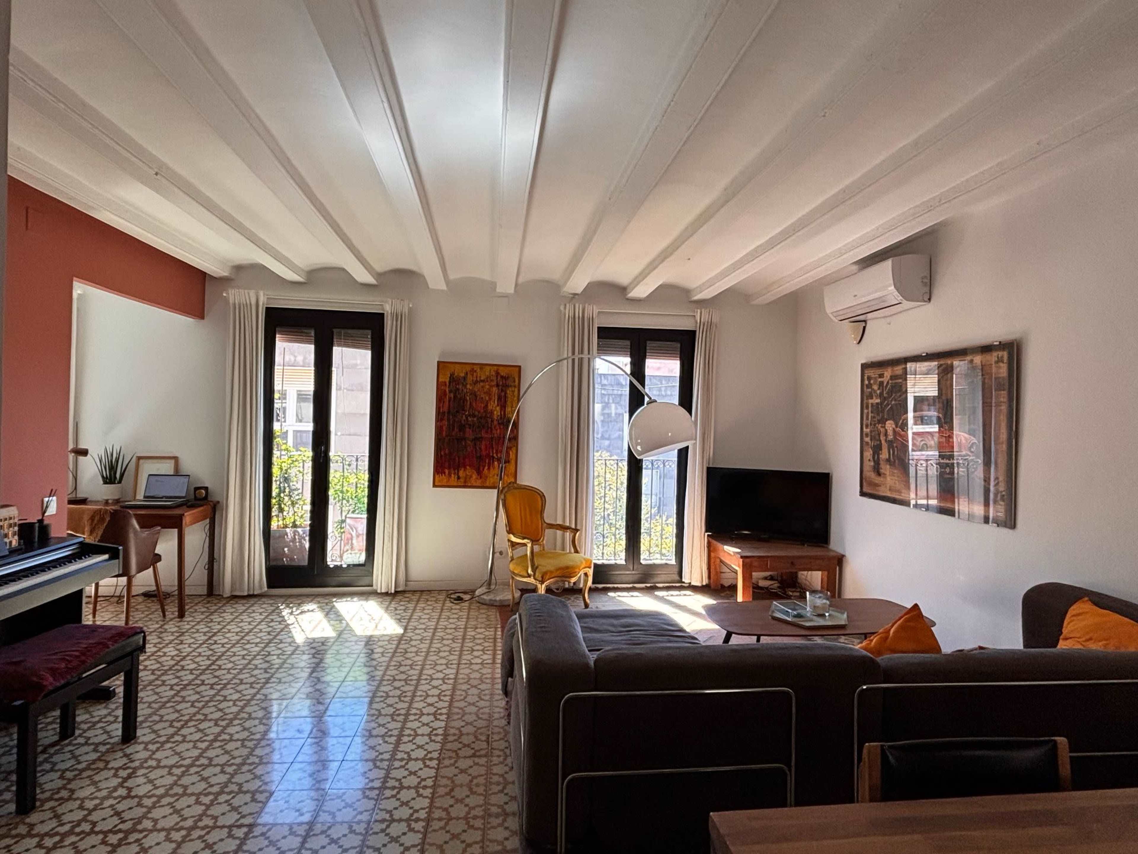 Real Barcelona: Character Apartment with Light & Texture Image in El Raval, Barcelona, B