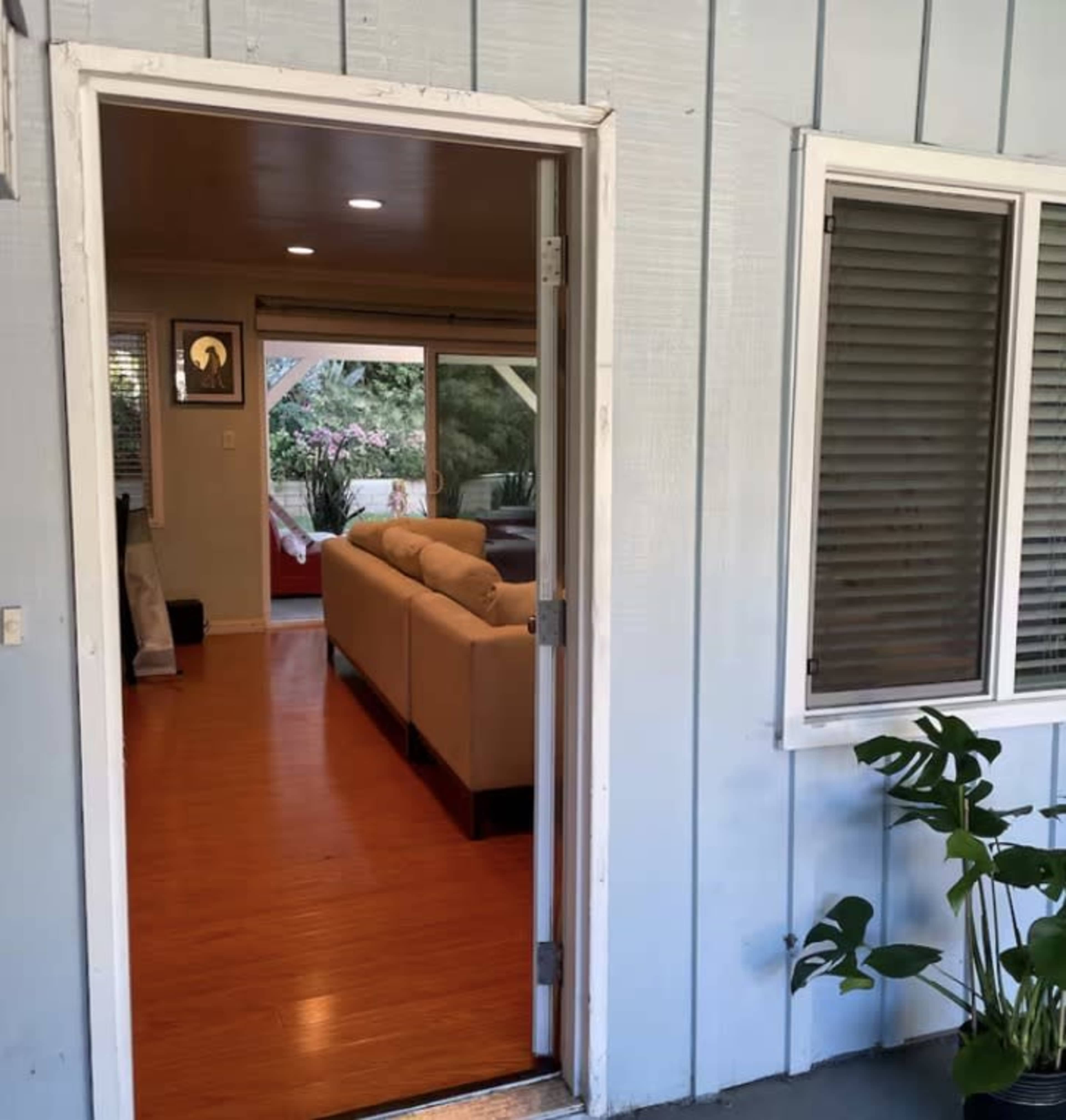 Versatile Monterey Park Suburban Home for Shoots & Gatherings Image in South Montebello, Monterey park, CA