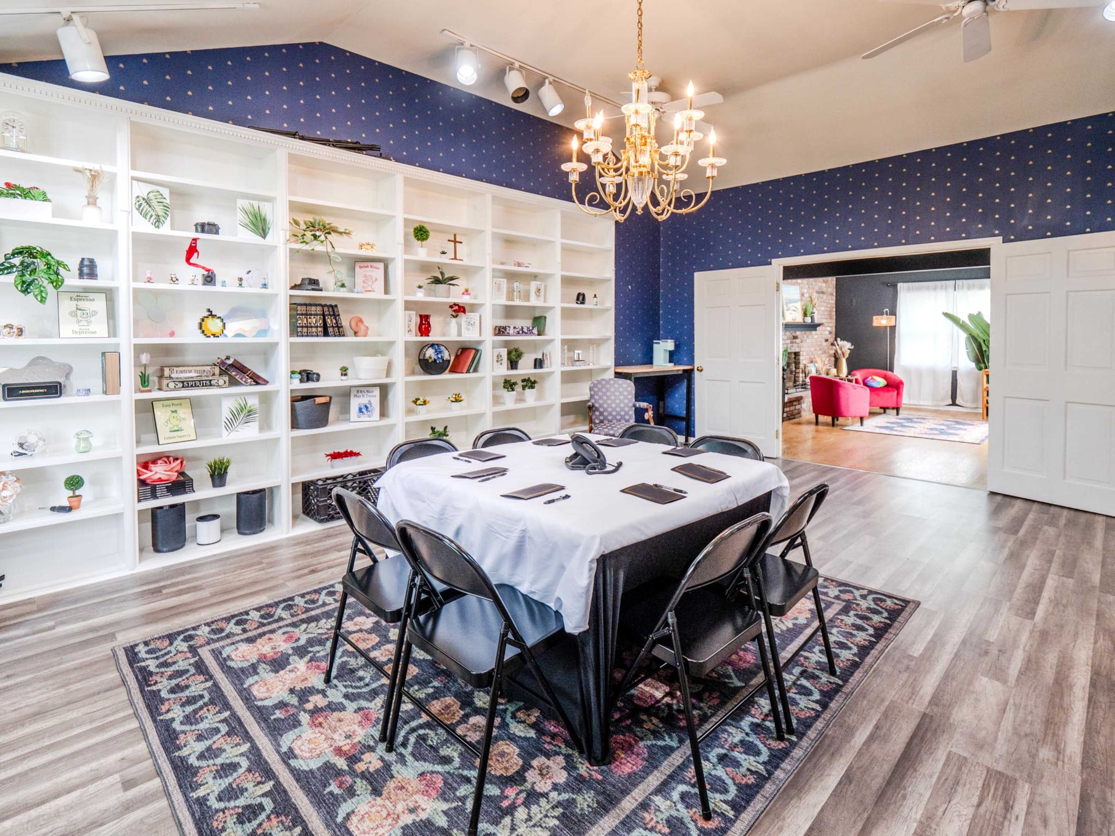 Modern Open Concept Library with Backdrops Image in Randolph, Randolph, NJ