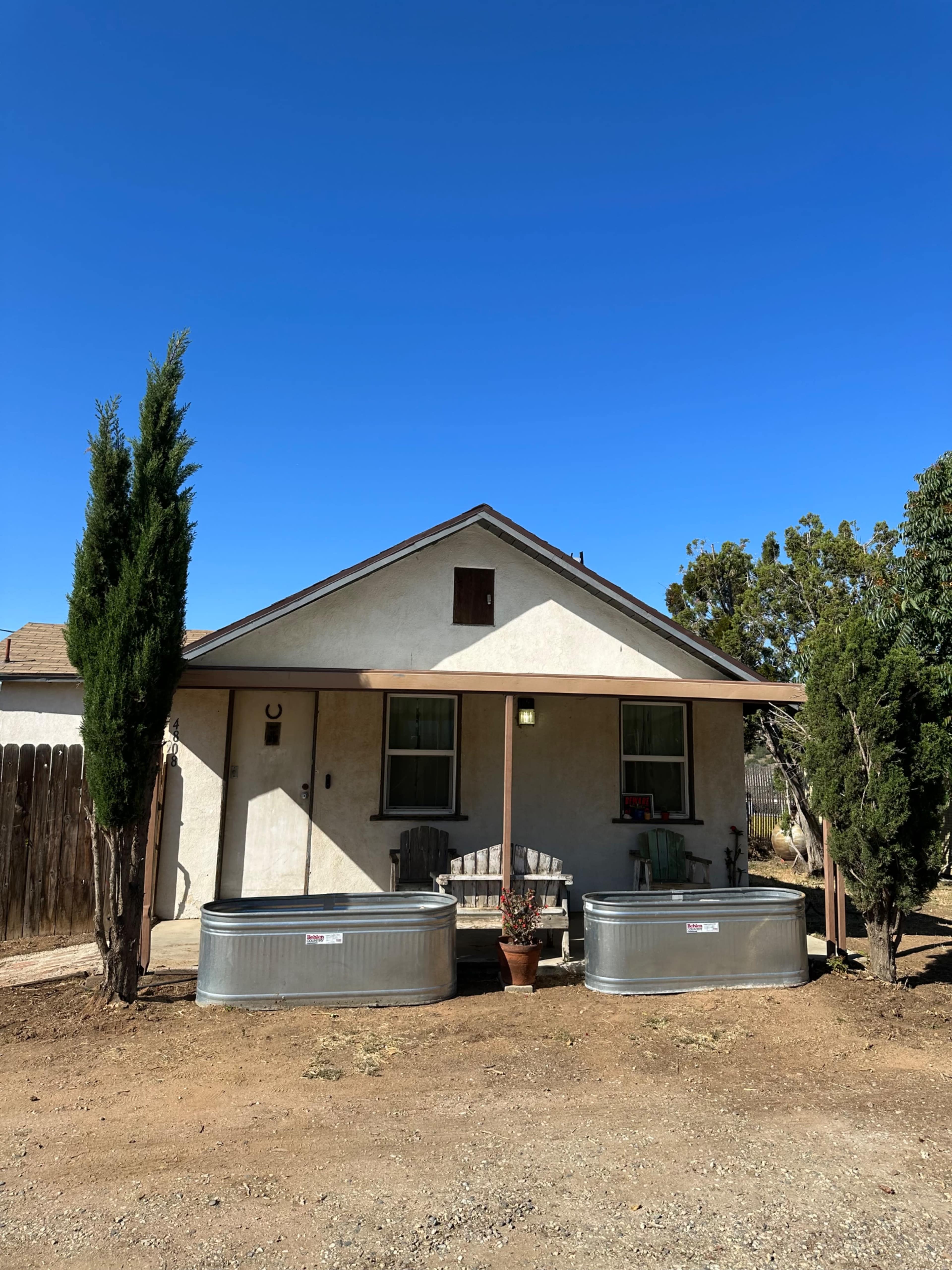 Rustic industrial desert home for filming, storage/base, or base of operations Image in Acton, Acton, CA