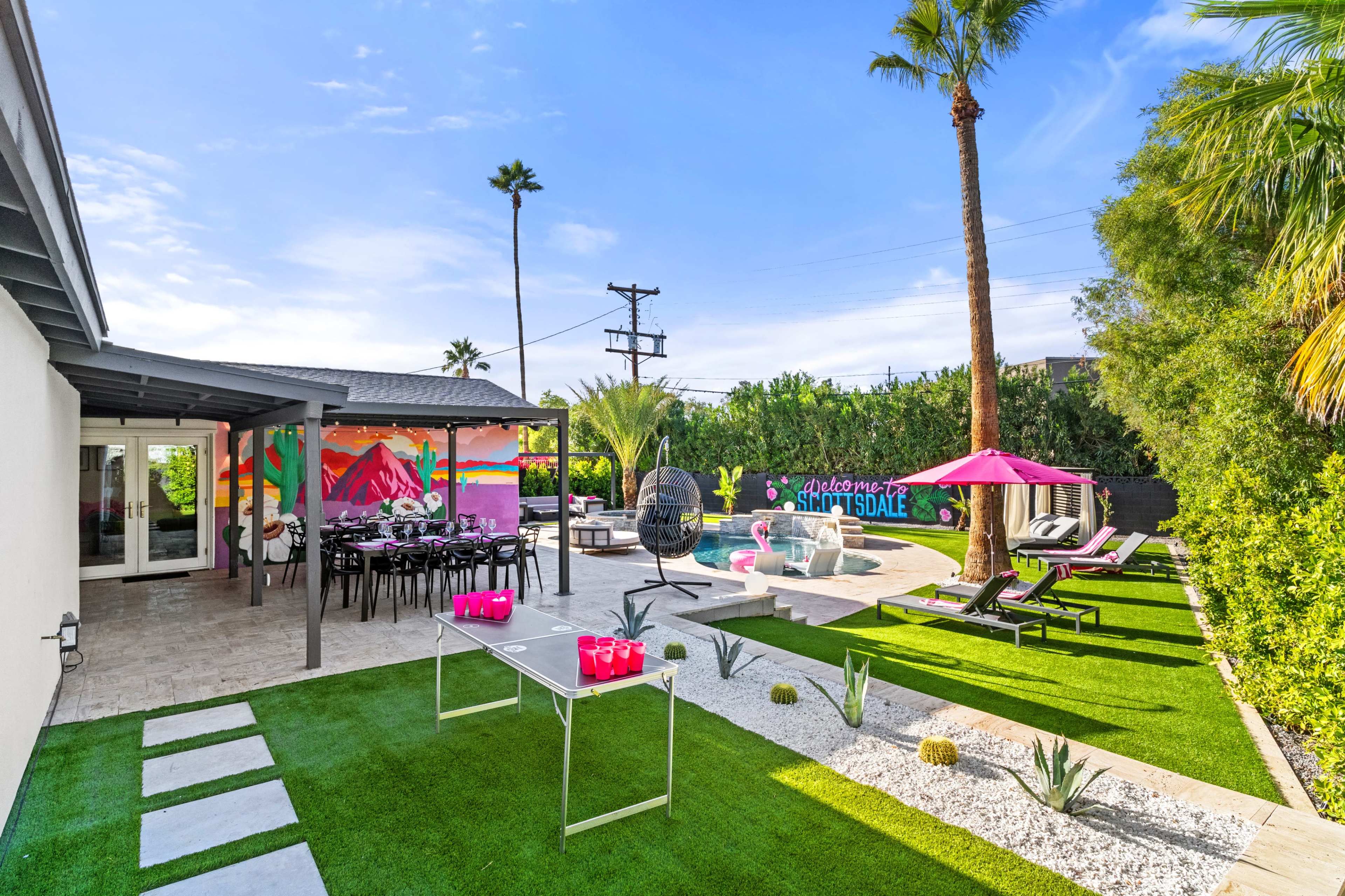 Trendy Girly House with Pool & Spa Image in Fairway Park, scottsdale, AZ