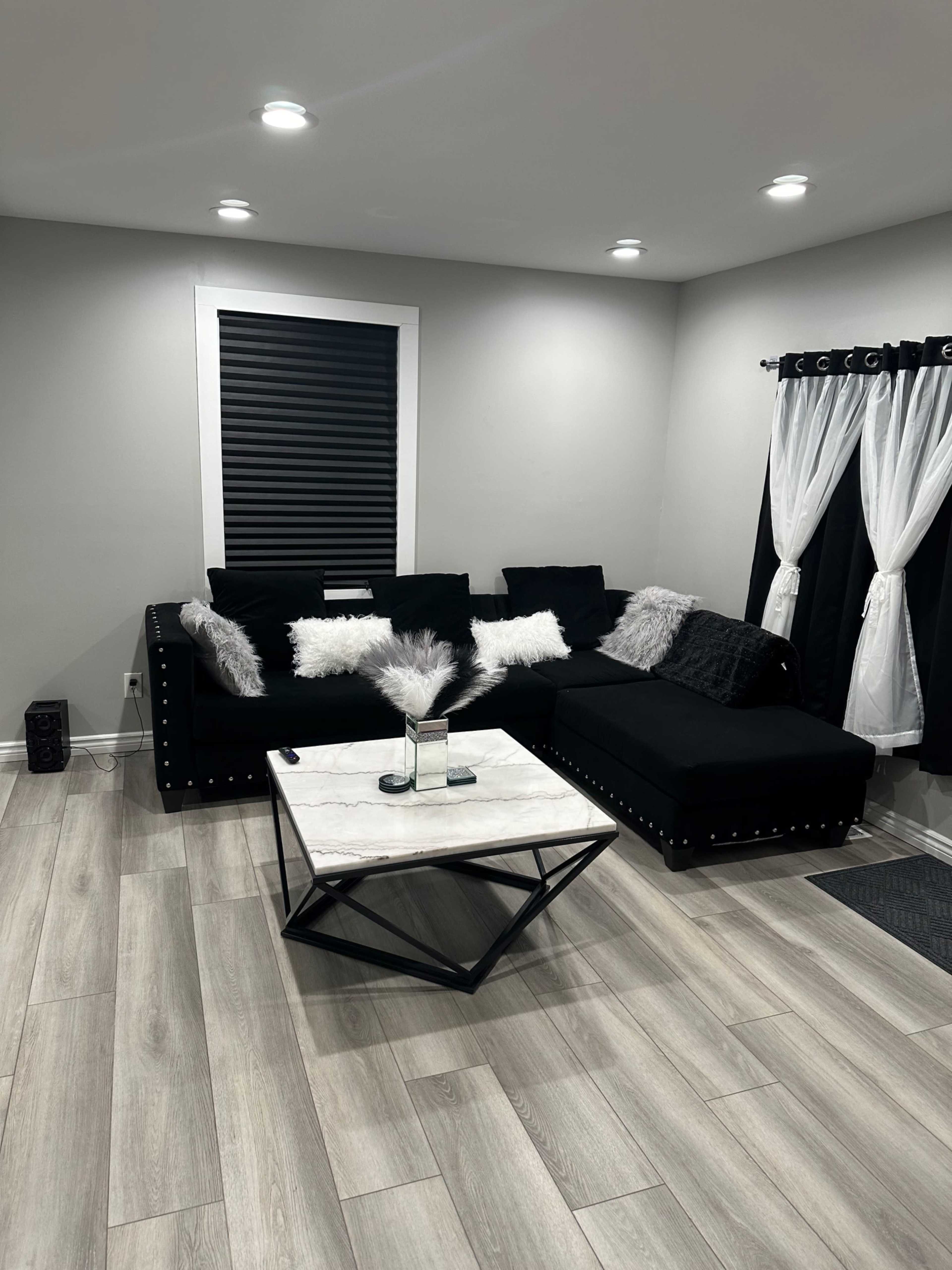 Bianca Boutique Studios Image in Farwell, Detroit, MI
