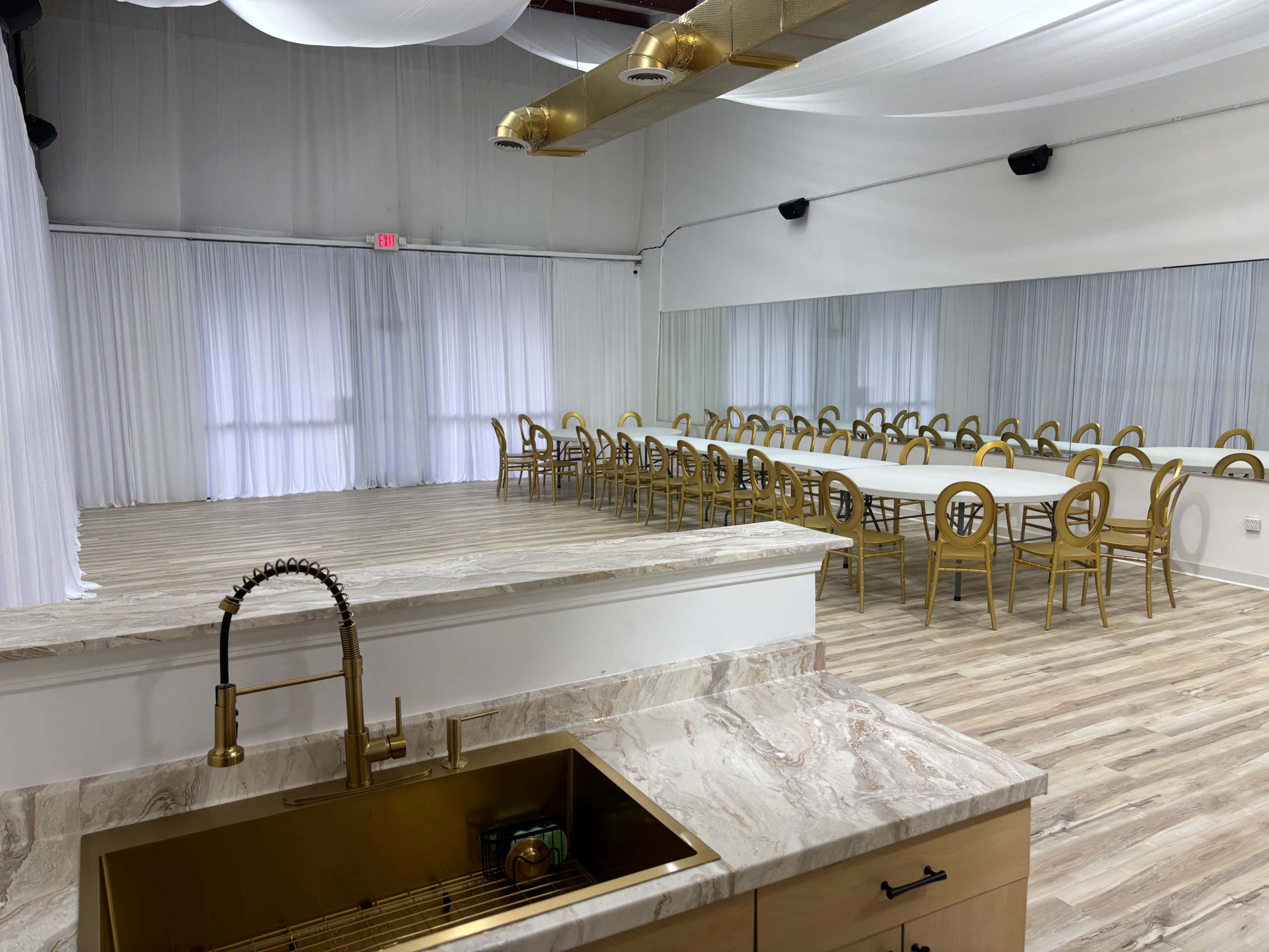 Modern Upscale Studio Image in Stockbridge, Stockbridge, GA