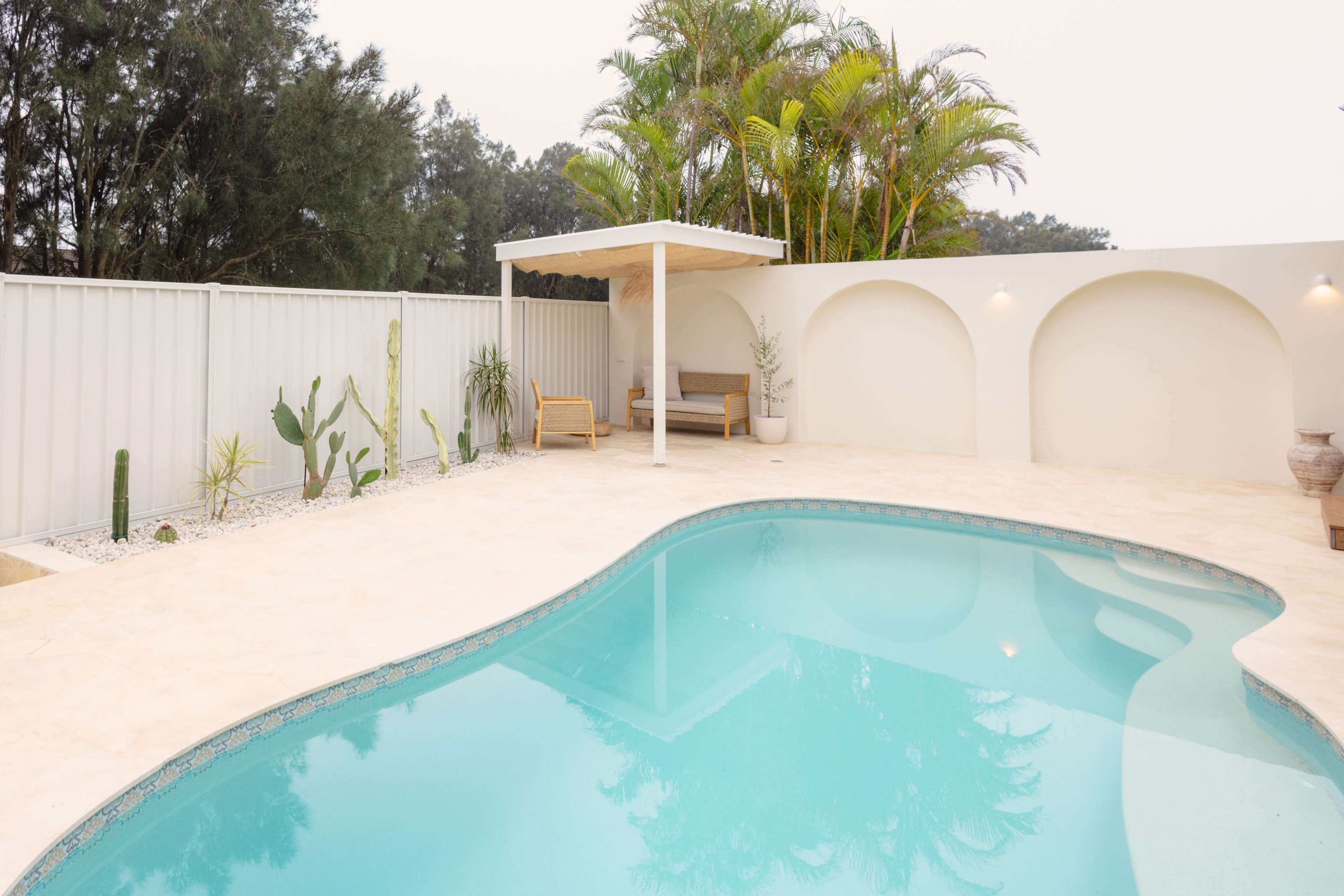 South Coast Mediterranean Pool House Image in Woonona, Woonona, NSW