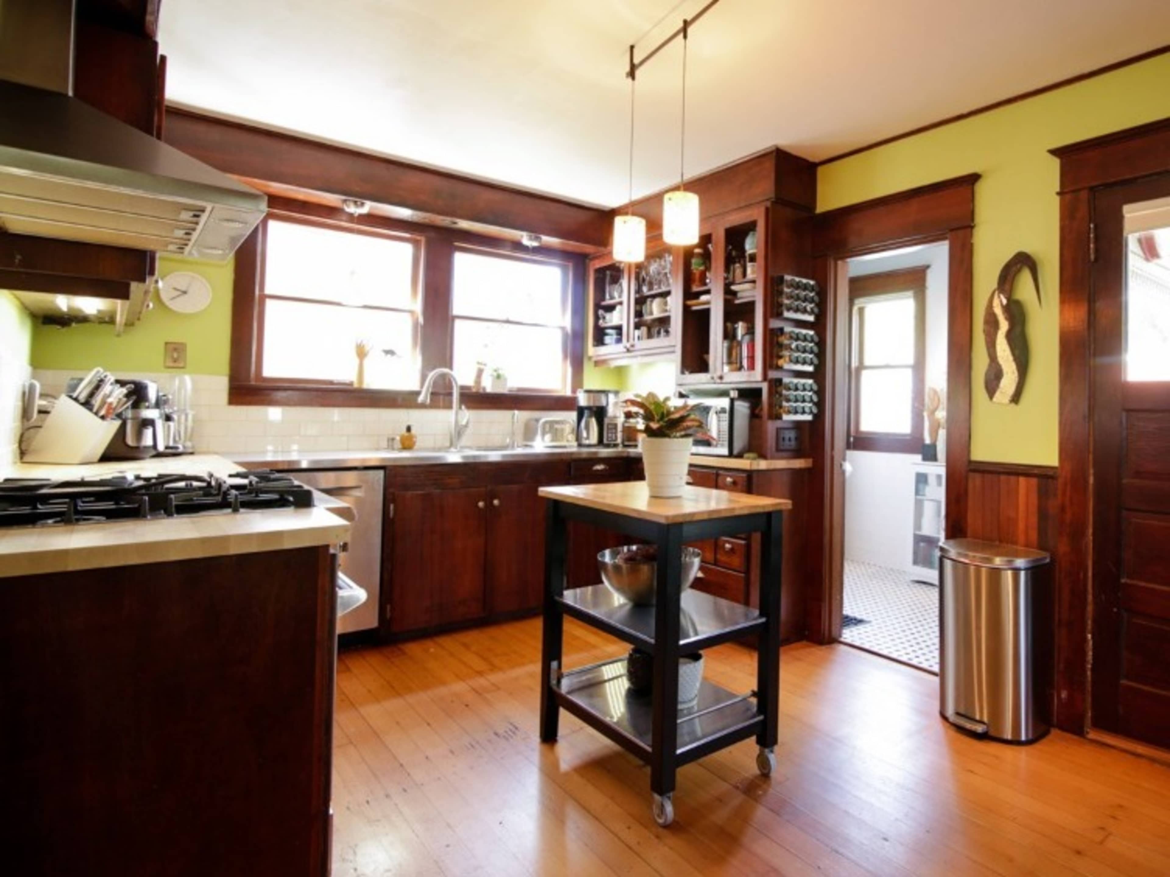 Full Kitchen Use