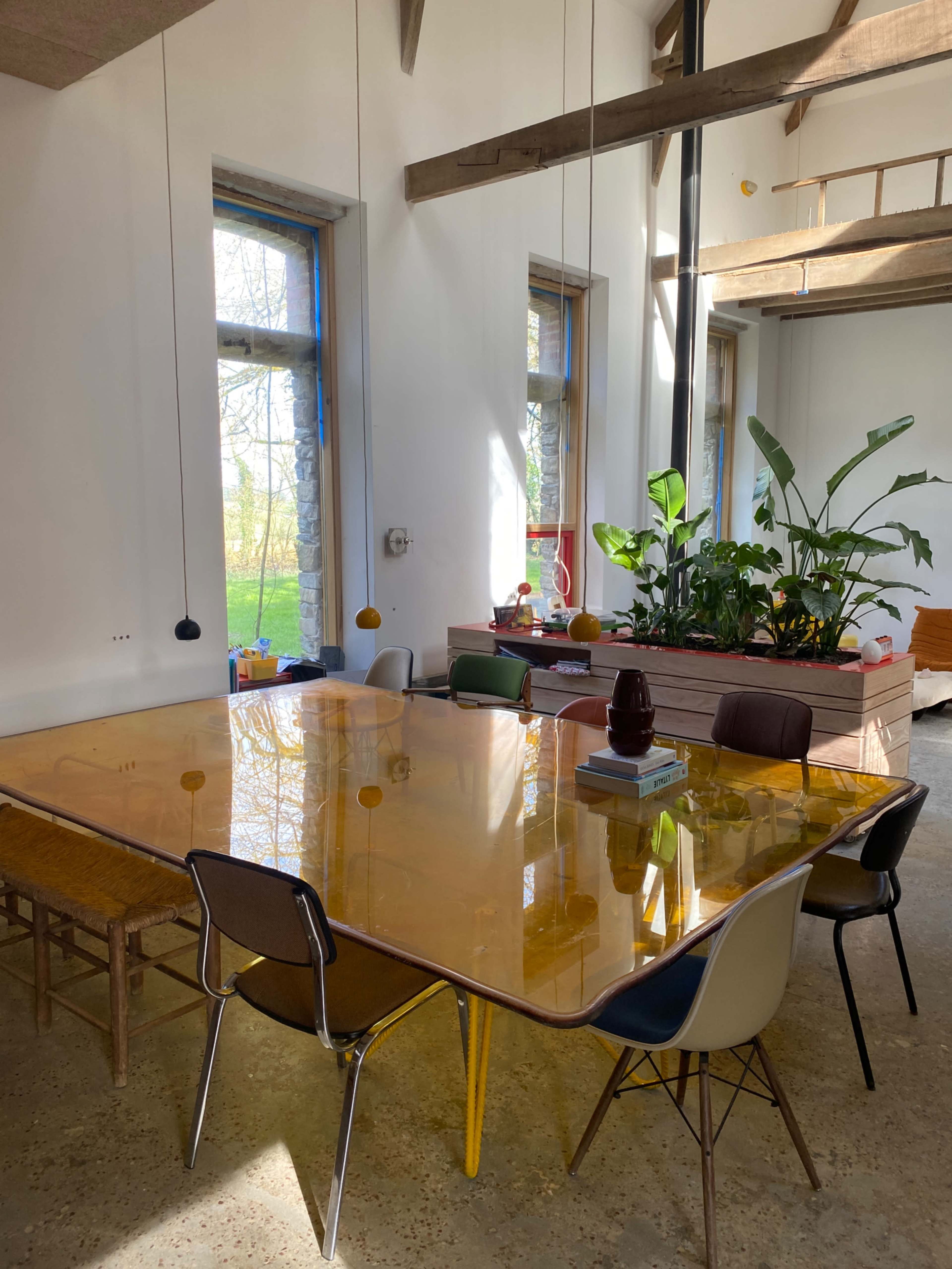 Maison d’architecte en pleine forêt Image in , Pipriac