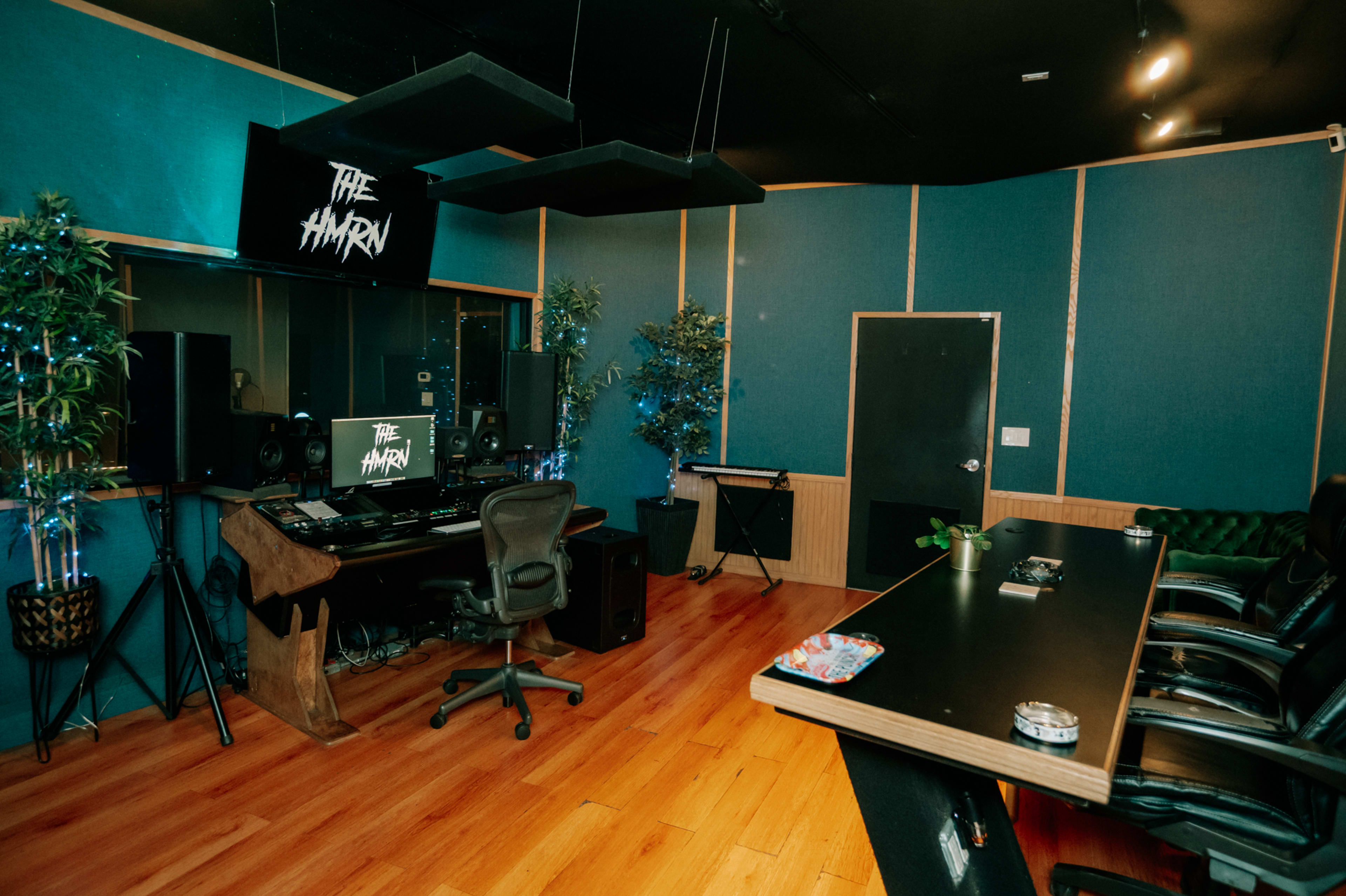High-End Recording Suite w/ Spacious Booth & Premium Gear | The HMRN A Room Image in Burbank, Burbank, CA