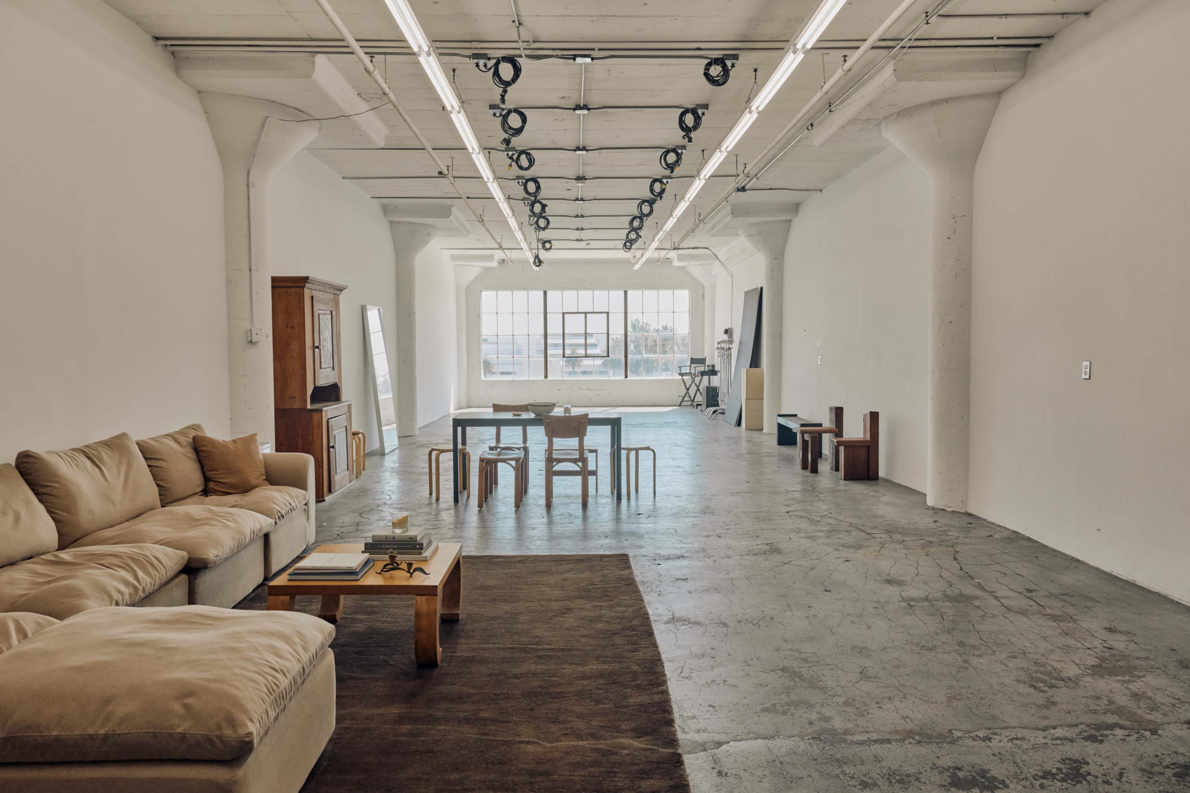 Artful Downtown Studio with Beautiful Natural Light Image in Central LA, Los Angeles, CA