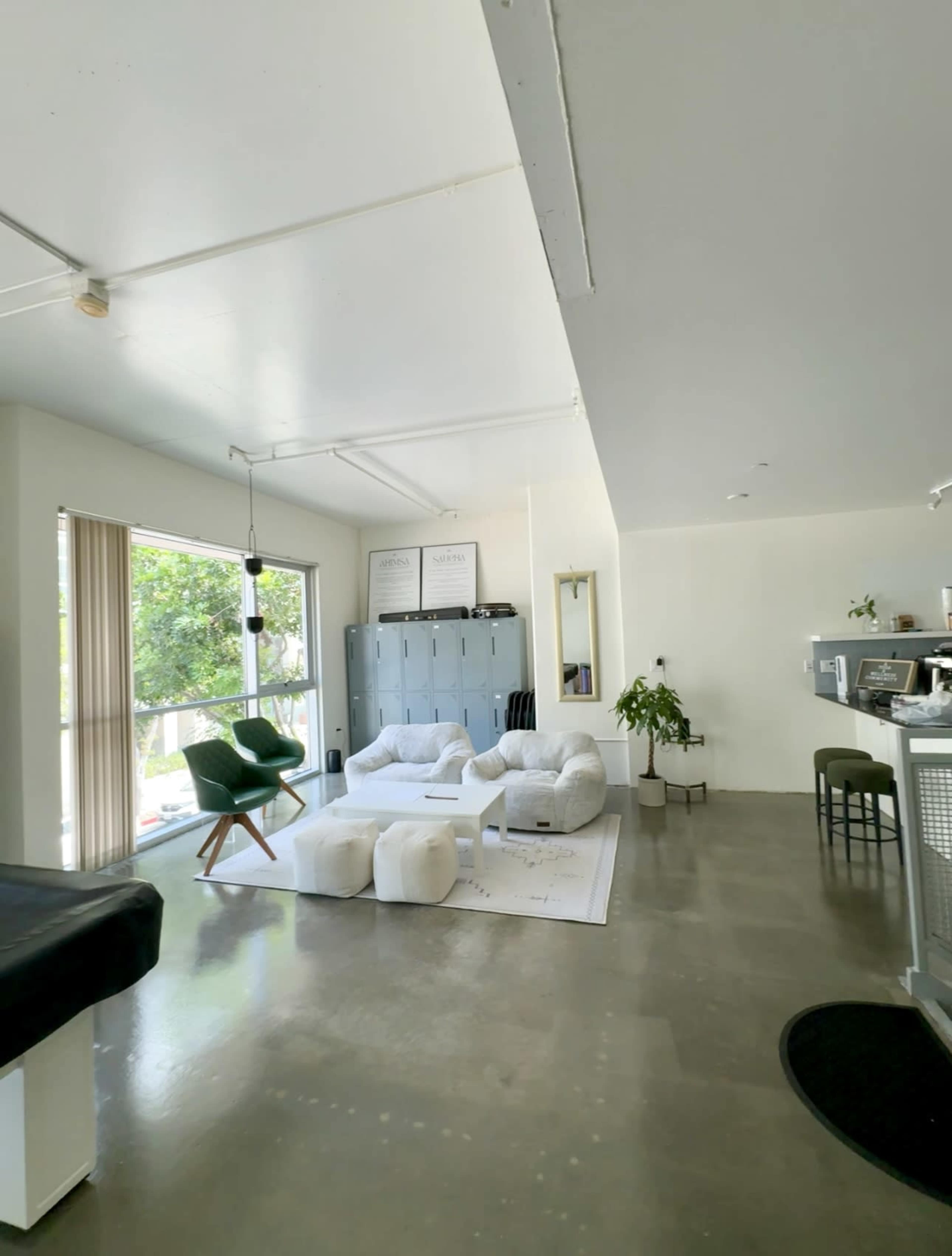 Modern Loft Style Studio in the Heart of San Pedro Arts District Image in San Pedro, San Pedro, CA