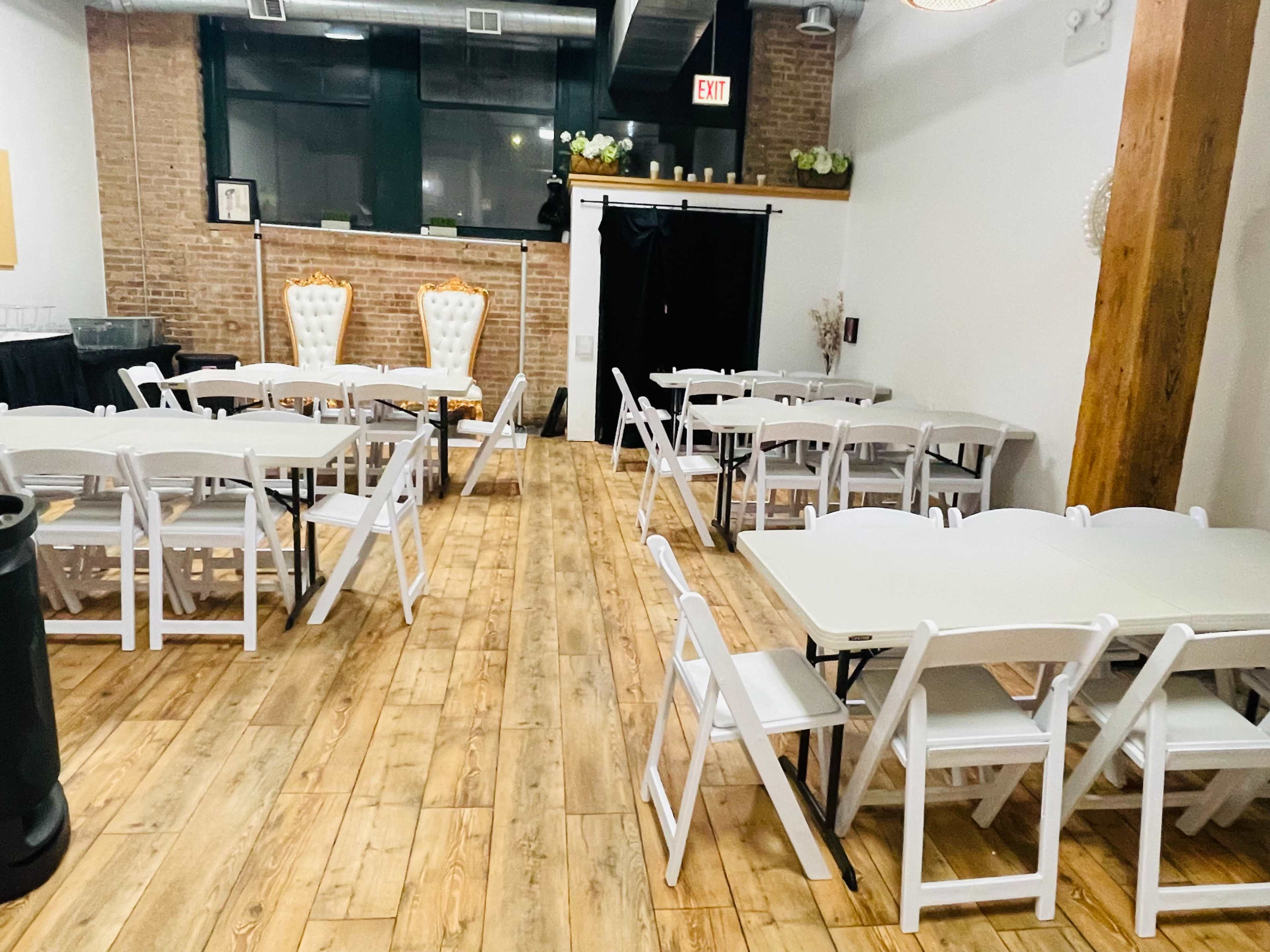 📸 Elevate Your Content & Events with Our Exclusive Creative Studio! 🎬 Image in West Town, Chicago, IL