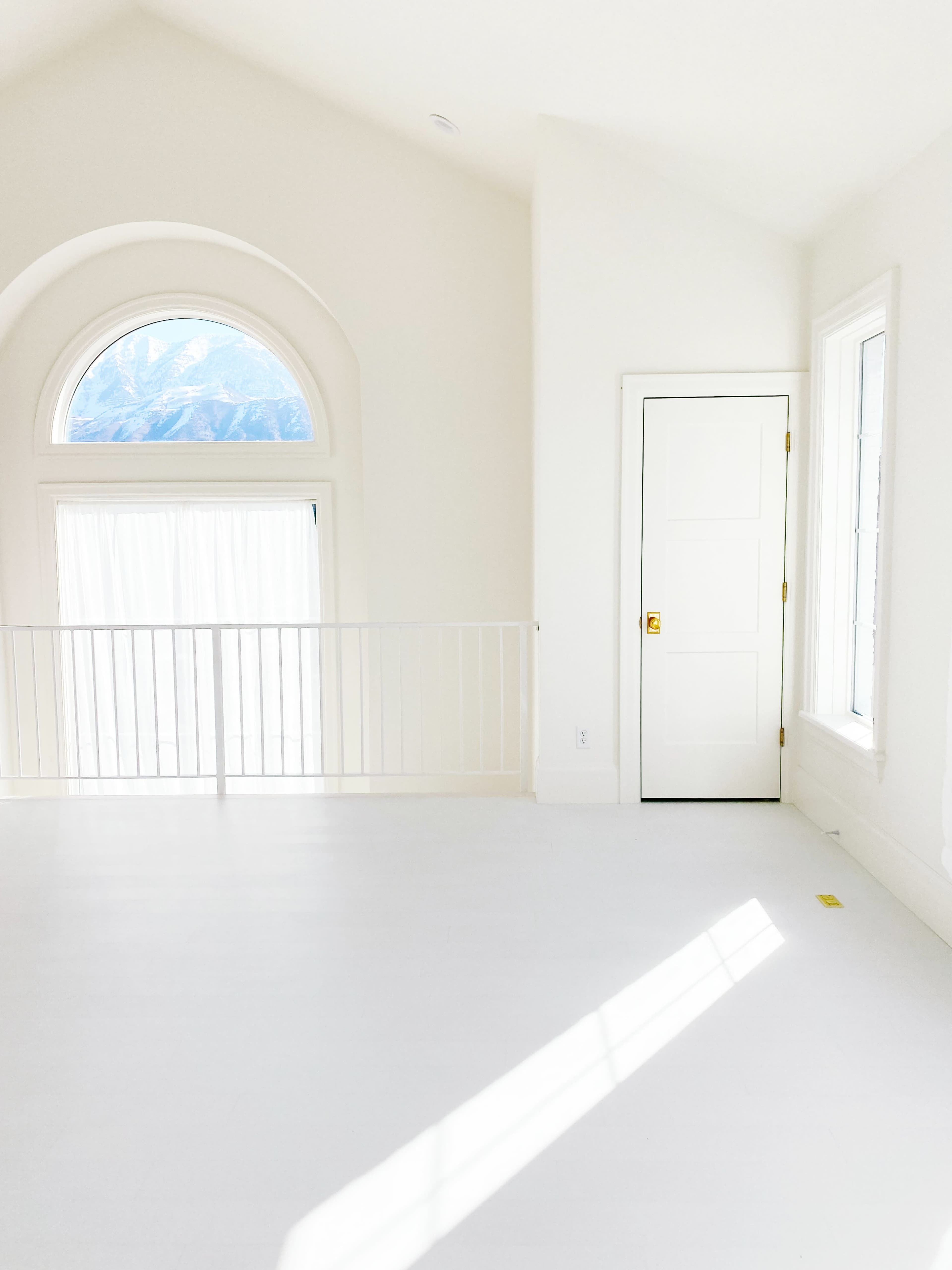 Luxury All White Natural Light Studio with Stunning Mountain View Image in Grand View North, Provo, UT