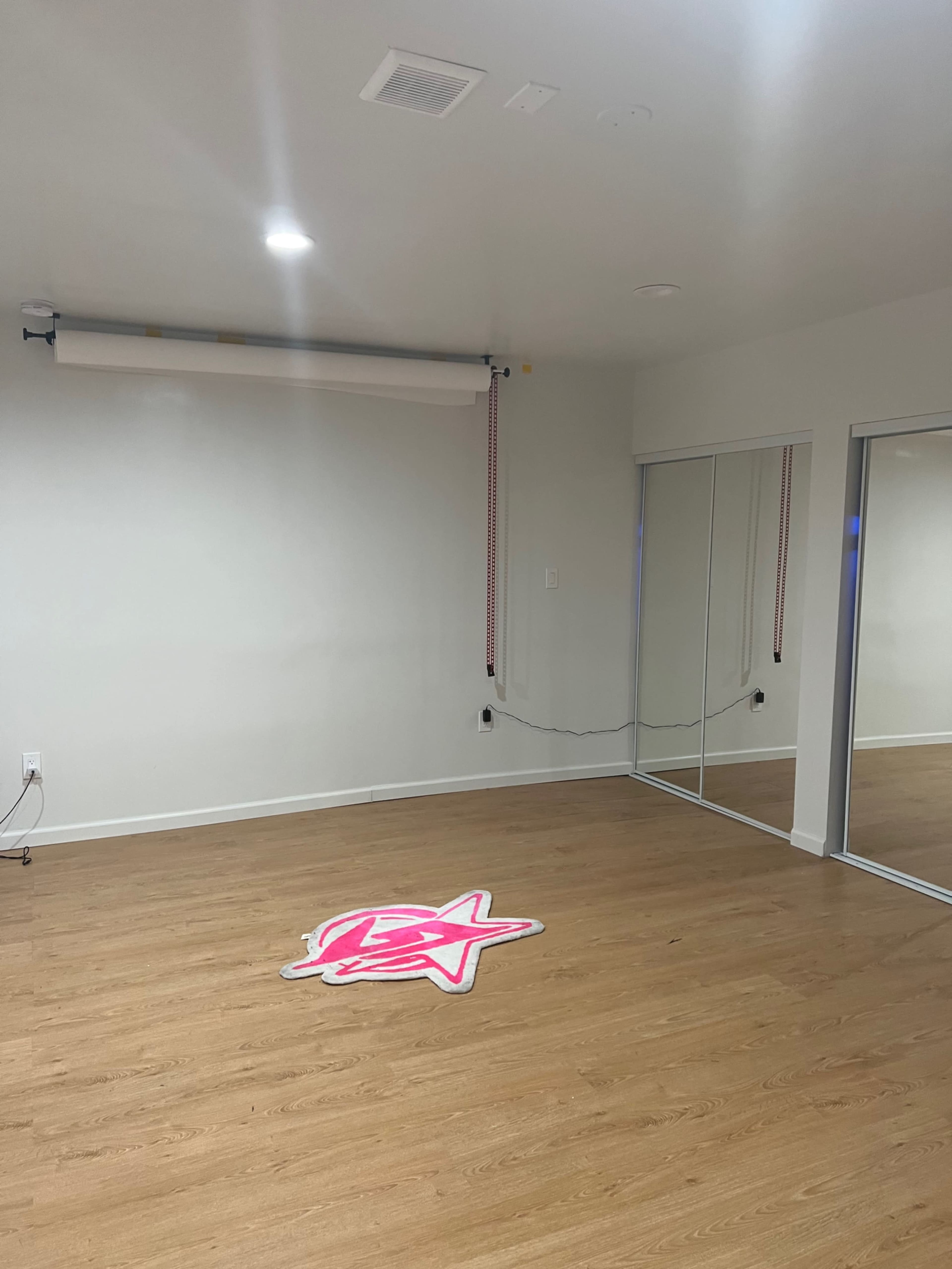 Studio Space Located in LA Image in Jefferson Park, Los Angeles, CA