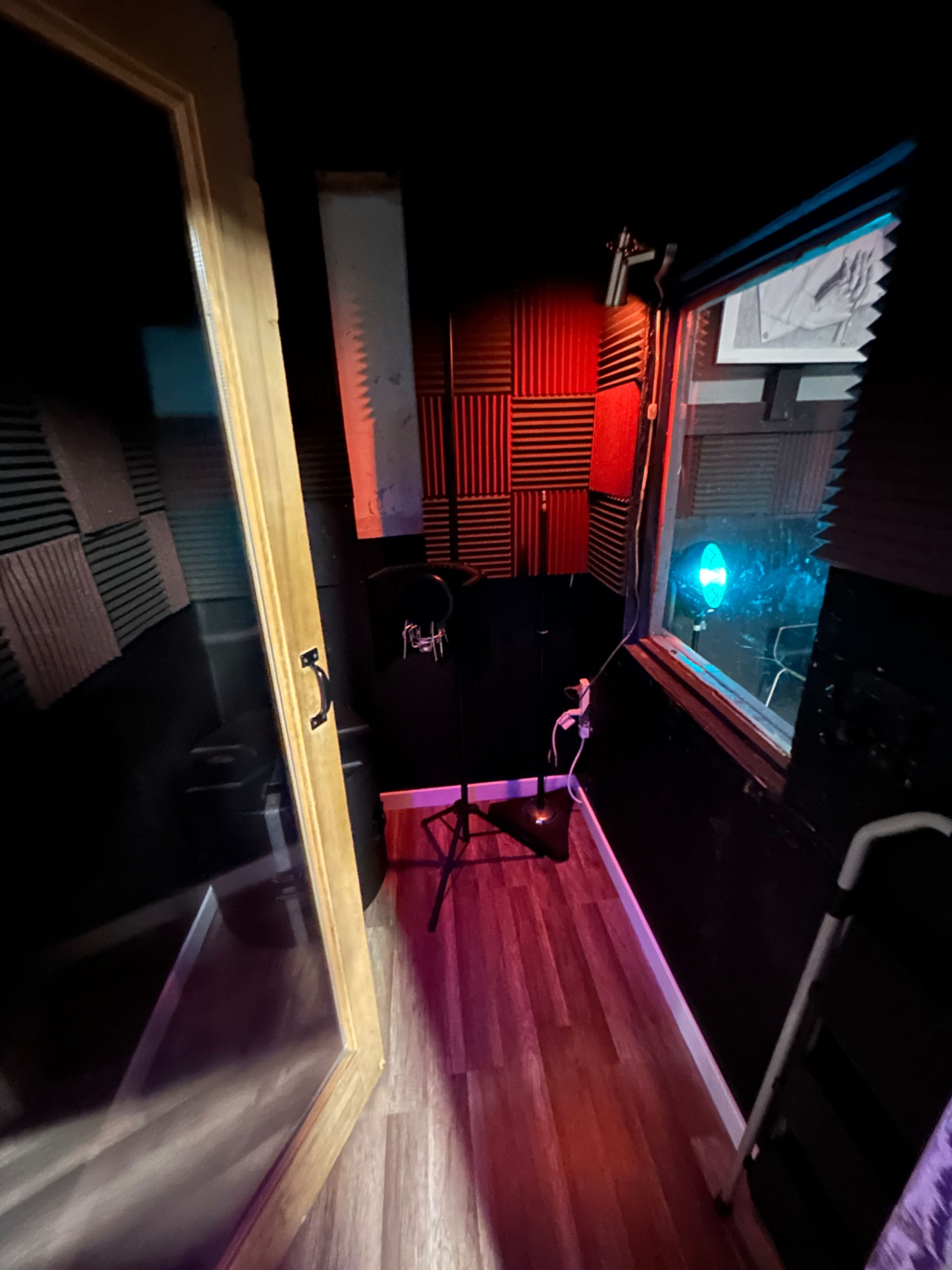 Downtown LA music recording studio Image in South Los Angeles, Los angeles, CA