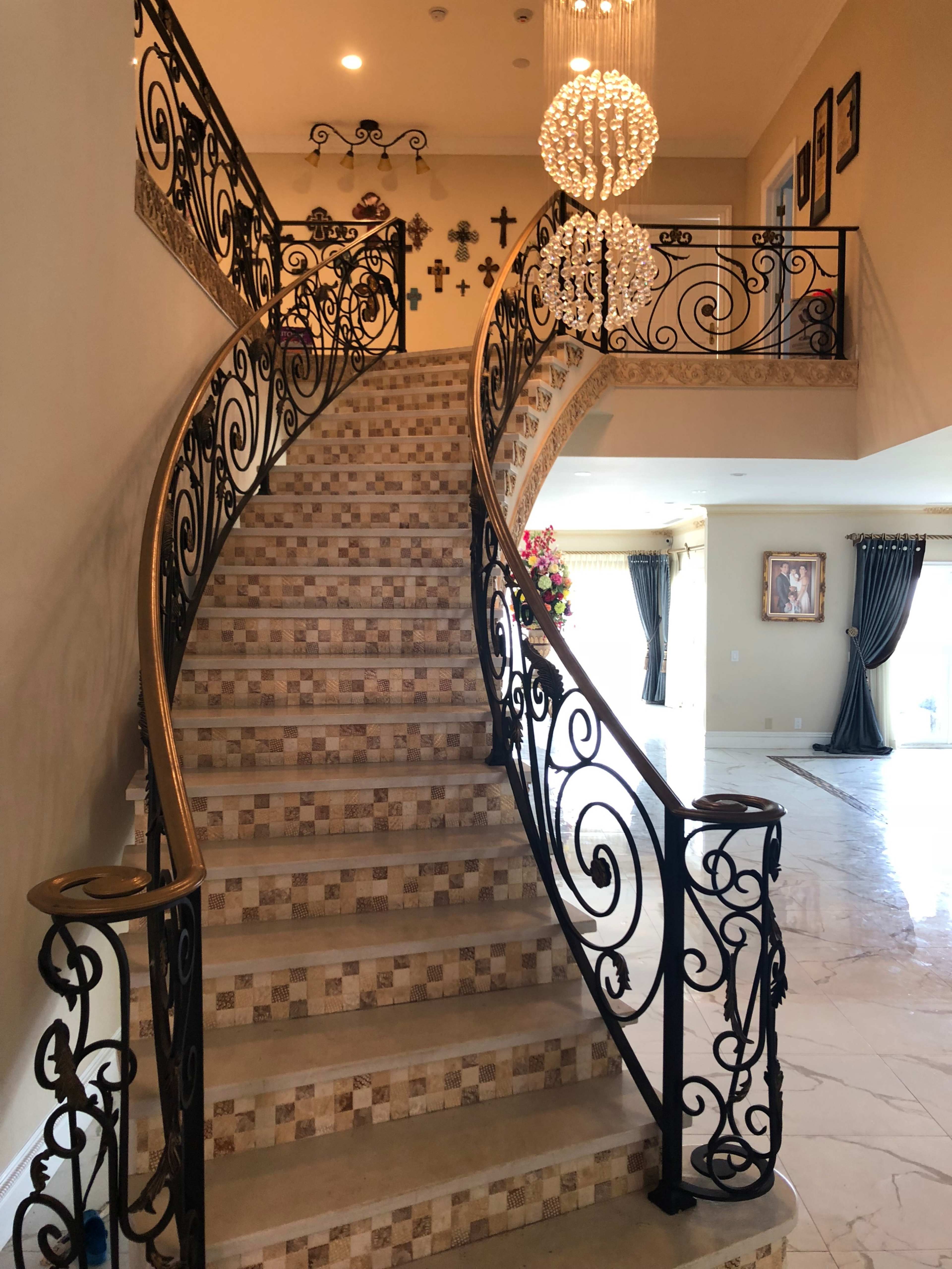 Luxury Burbank mansion with pool and unobstructed view Image in Burbank, Burbank, CA