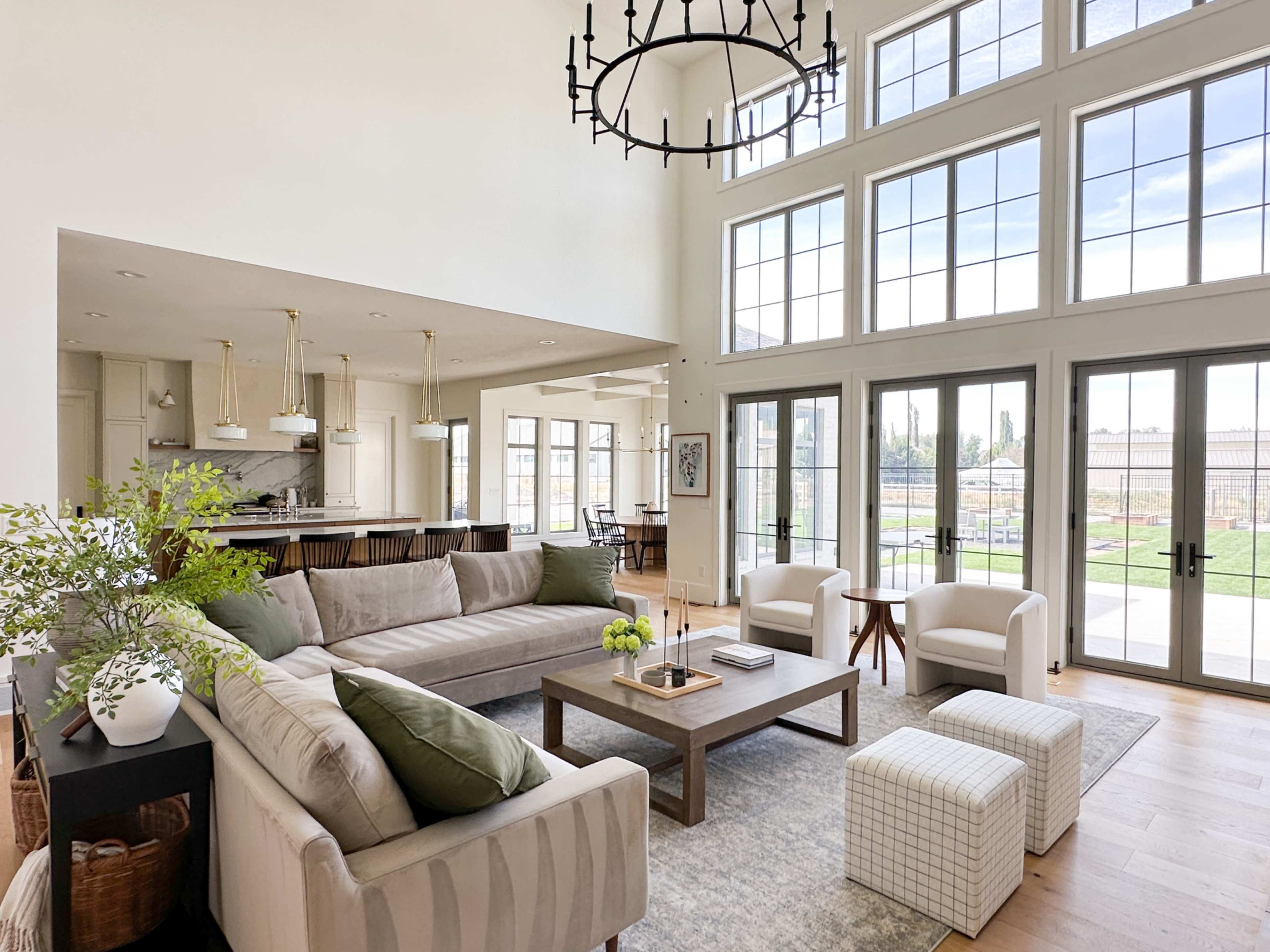 Transitional beauty with lots of light and space! Image in West Bountiful, West Bountiful, UT