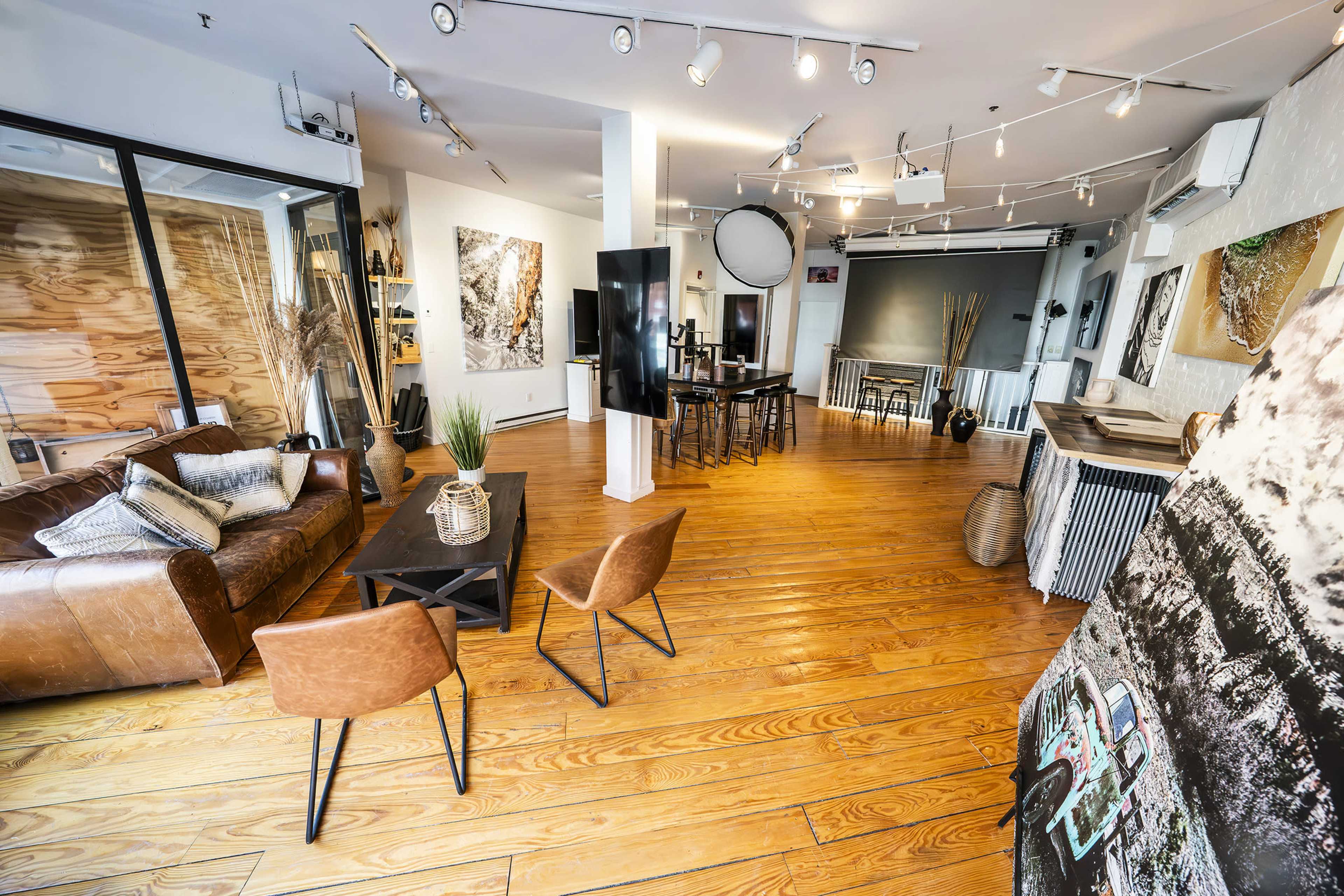 Working Photography Studio Image in Portsmouth, Portsmouth, NH