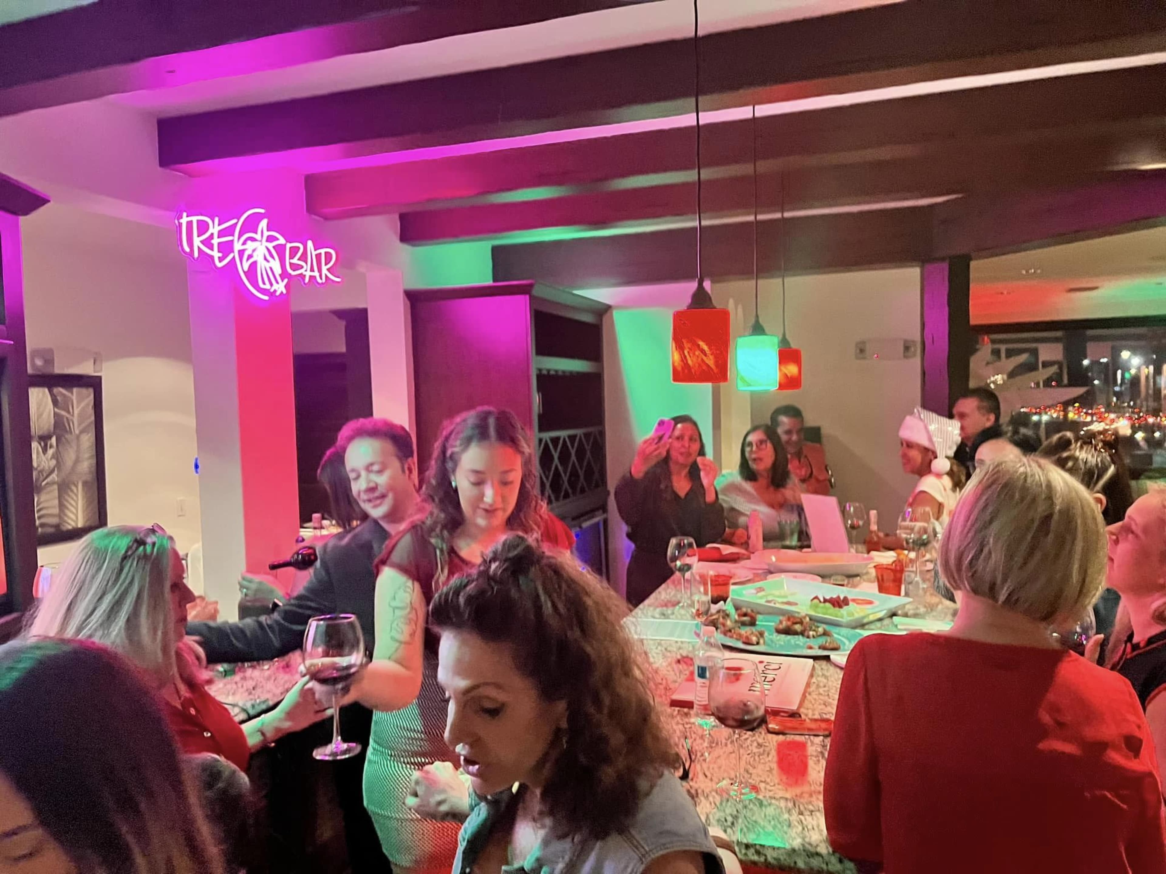 Swanky Unique Bar Space, Media Meeting w/ Sonos Music & Karaoke Image in Winter Park, Winter Park, FL