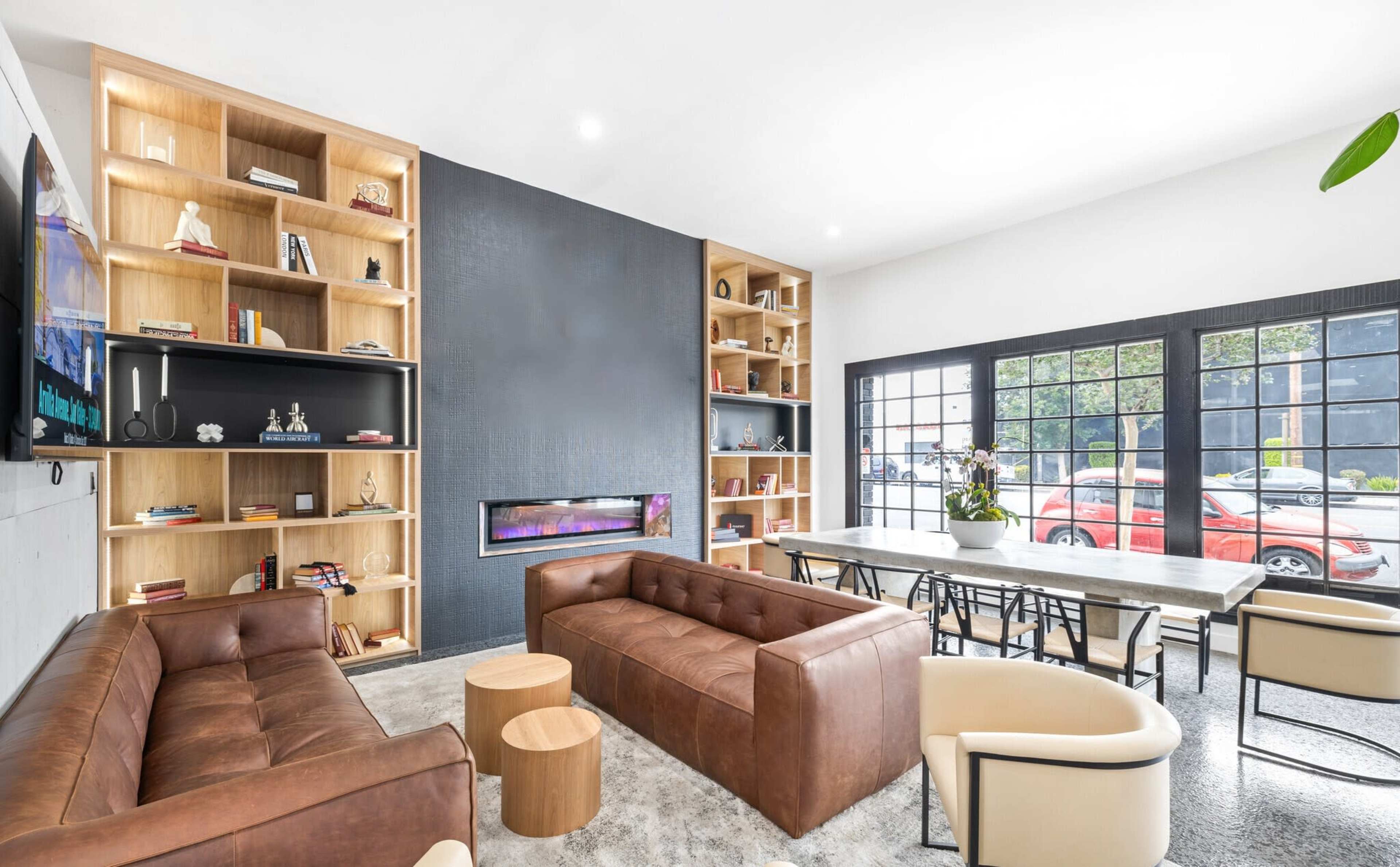 Spacious Modern Office in Burbank – Film/Photo Shoot Ready Image in Burbank, Burbank, CA